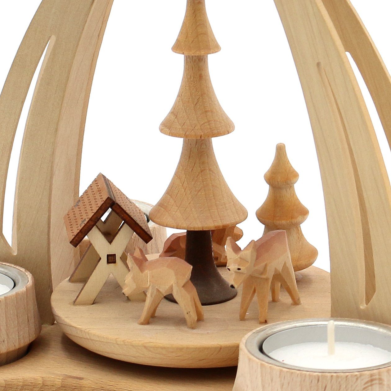 Dekohelden24 Weihnachtspyramide Pyramide aus Buchenholz, Rehe mit Futterkrippe, ca. 24 cm