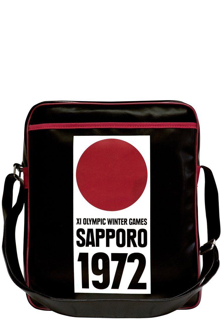 LOGOSHIRT Schultertasche Sapporo 1972, mit lässigem Retro-Print