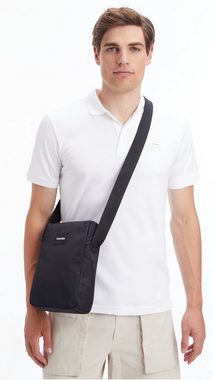 Calvin Klein Mini Bag CK MUST T REPORTER, mit Logo-Aufnäher Herren Schultertasche Recycelte Materialien
