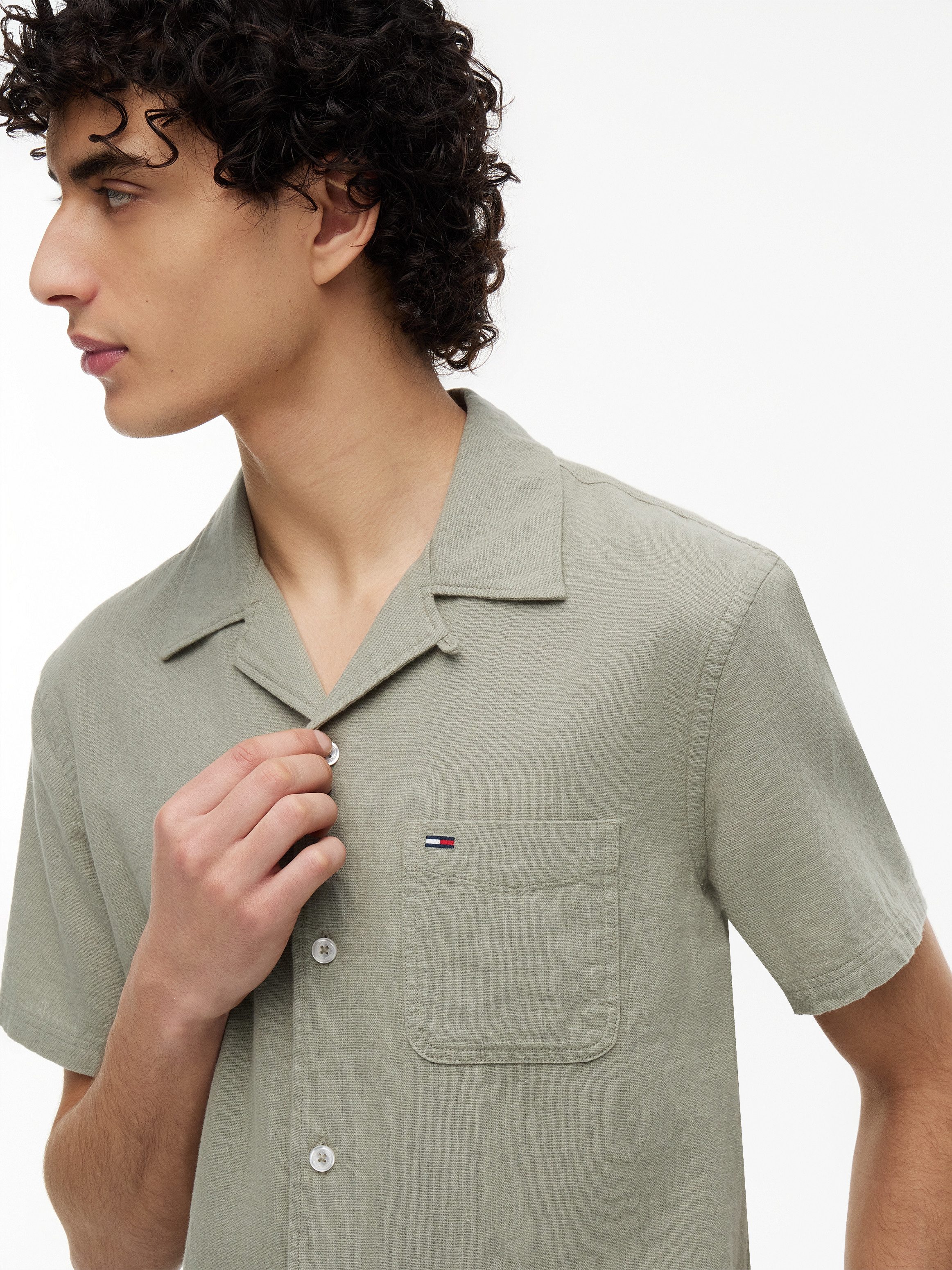 Tommy Jeans Leinenhemd TJM REGULAR LINEN BLEND CAMP mit Reverskragen