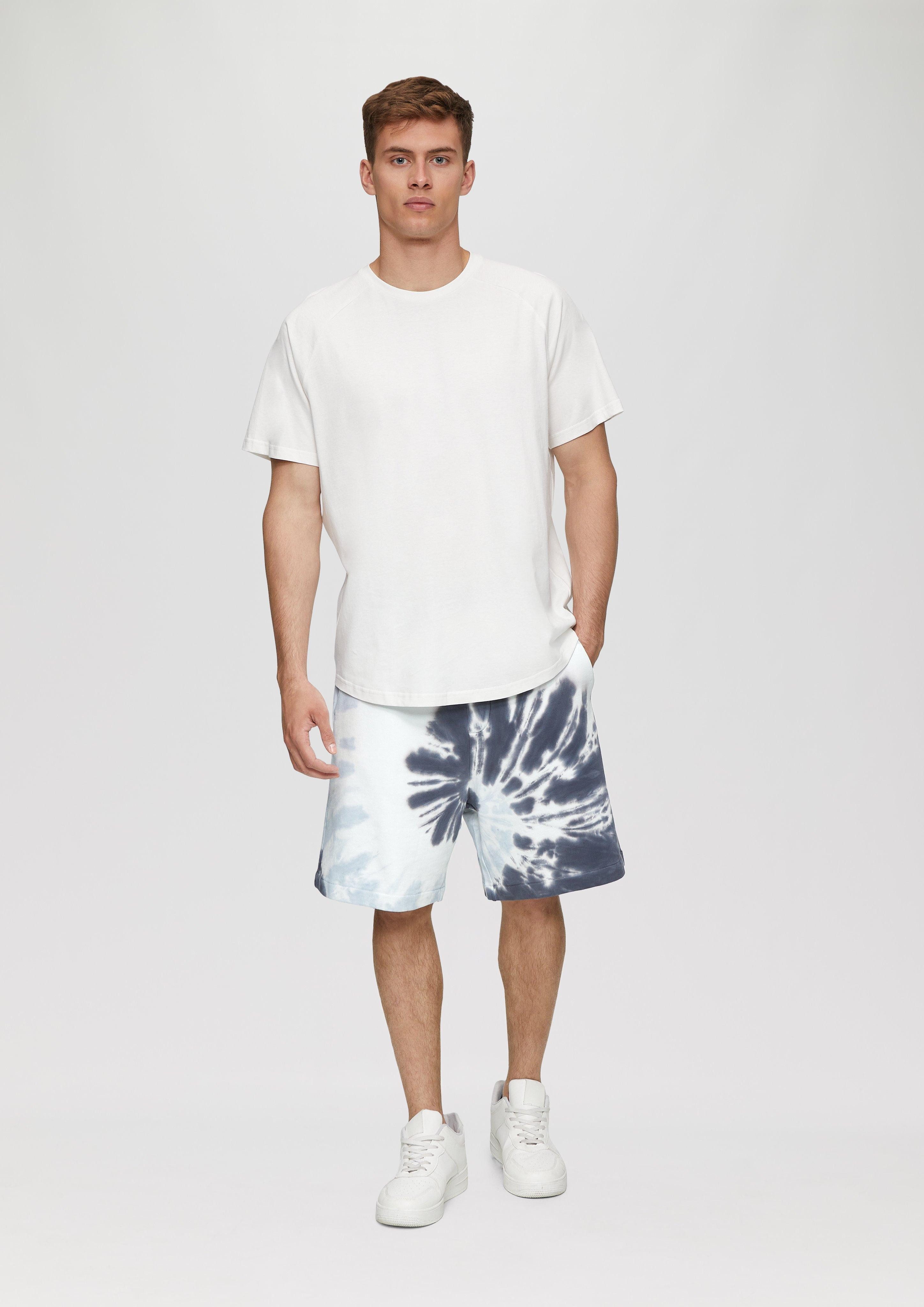 QS Cargoshorts Sweat-Shorts mit Batikmuster günstig online kaufen
