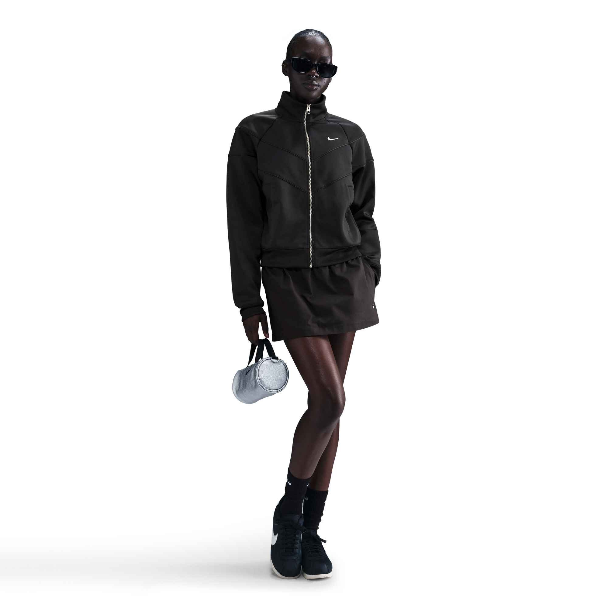 Nike Sportswear Trainingsjacke W NSW NK WR POLY KNIT JKT sportlicher Stil, mit Stehkragen, wasserabweisend, windabweisend