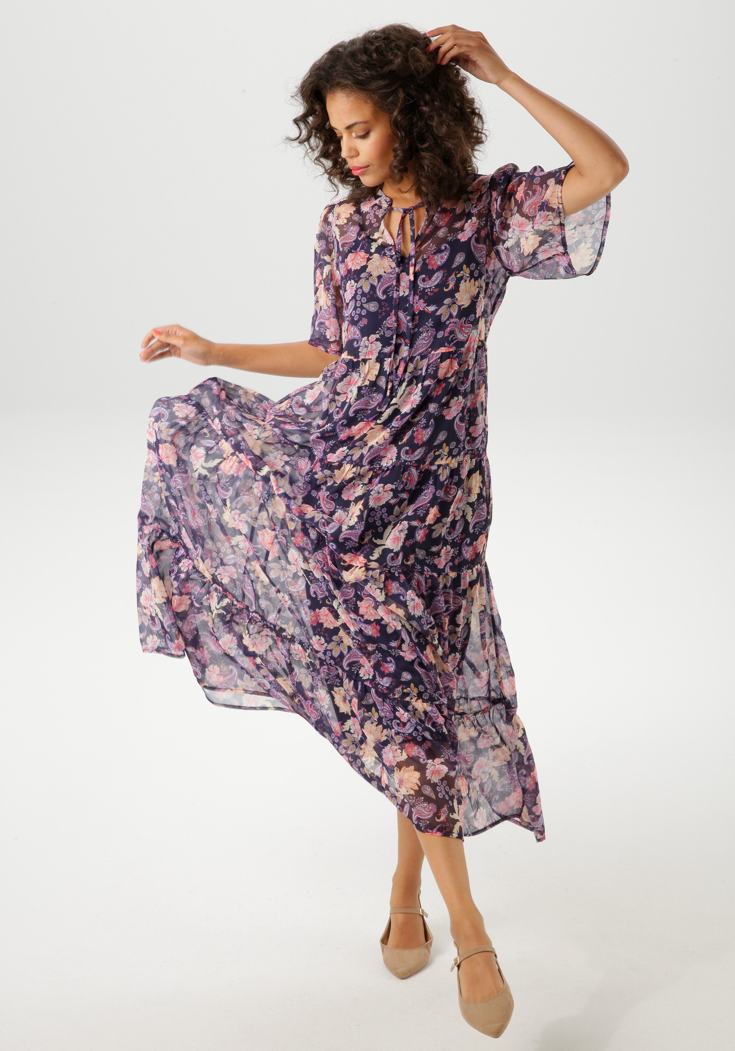Aniston CASUAL Sommerkleid mit fantasievollem Blumen- günstig online kaufen