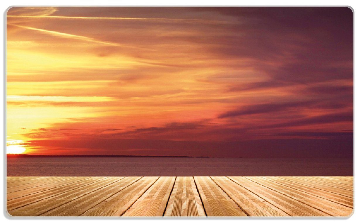 Wallario Frühstücksbrett Steg am See - Sonnenuntergang und roter Himmel, ESG-Sicherheitsglas, (inkl. rutschfester Gummifüße 4mm, 1-St), 14x23cm