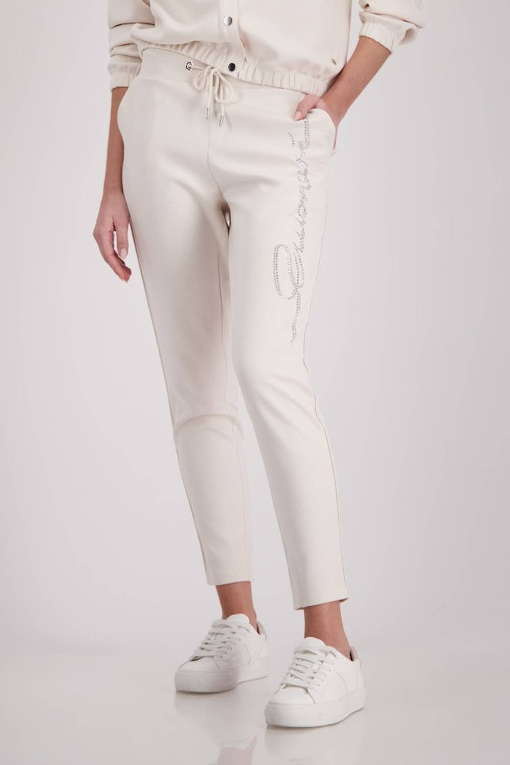 Monari Stoffhose Strasssteine als glamouröses Highlight