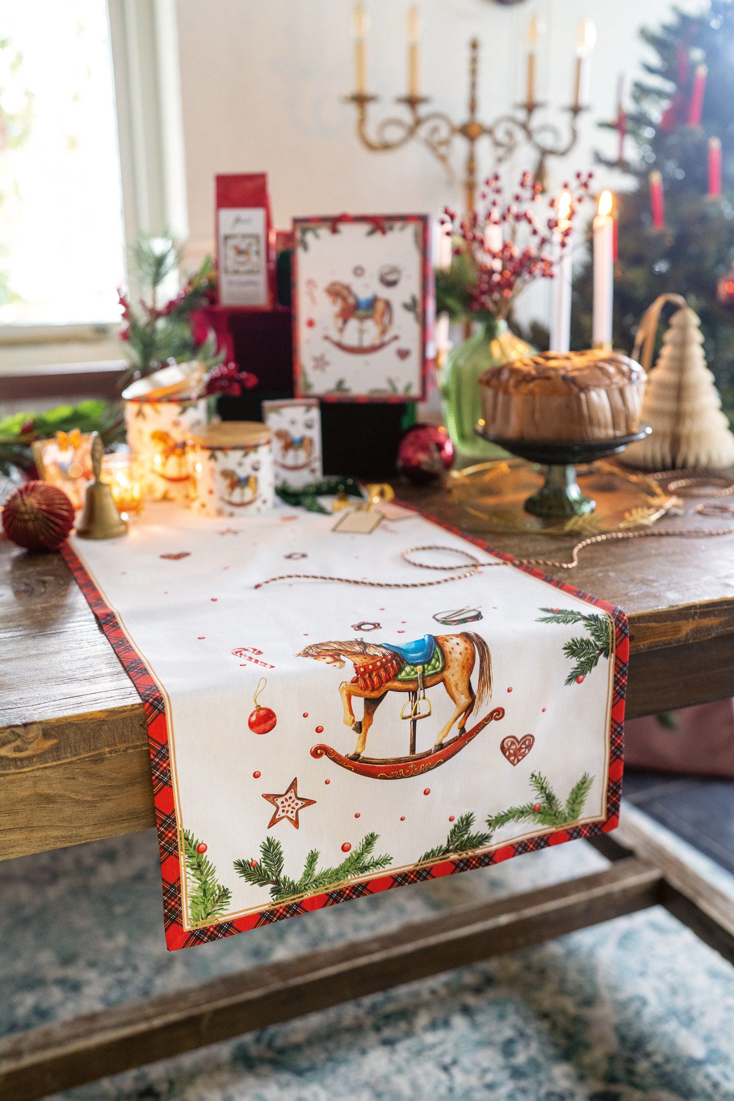 Ambiente® Tischläufer Classic rocking horse (1-tlg, 1-teilig), Tischläufer Tischdecke ca.40x150cm Baumwolle