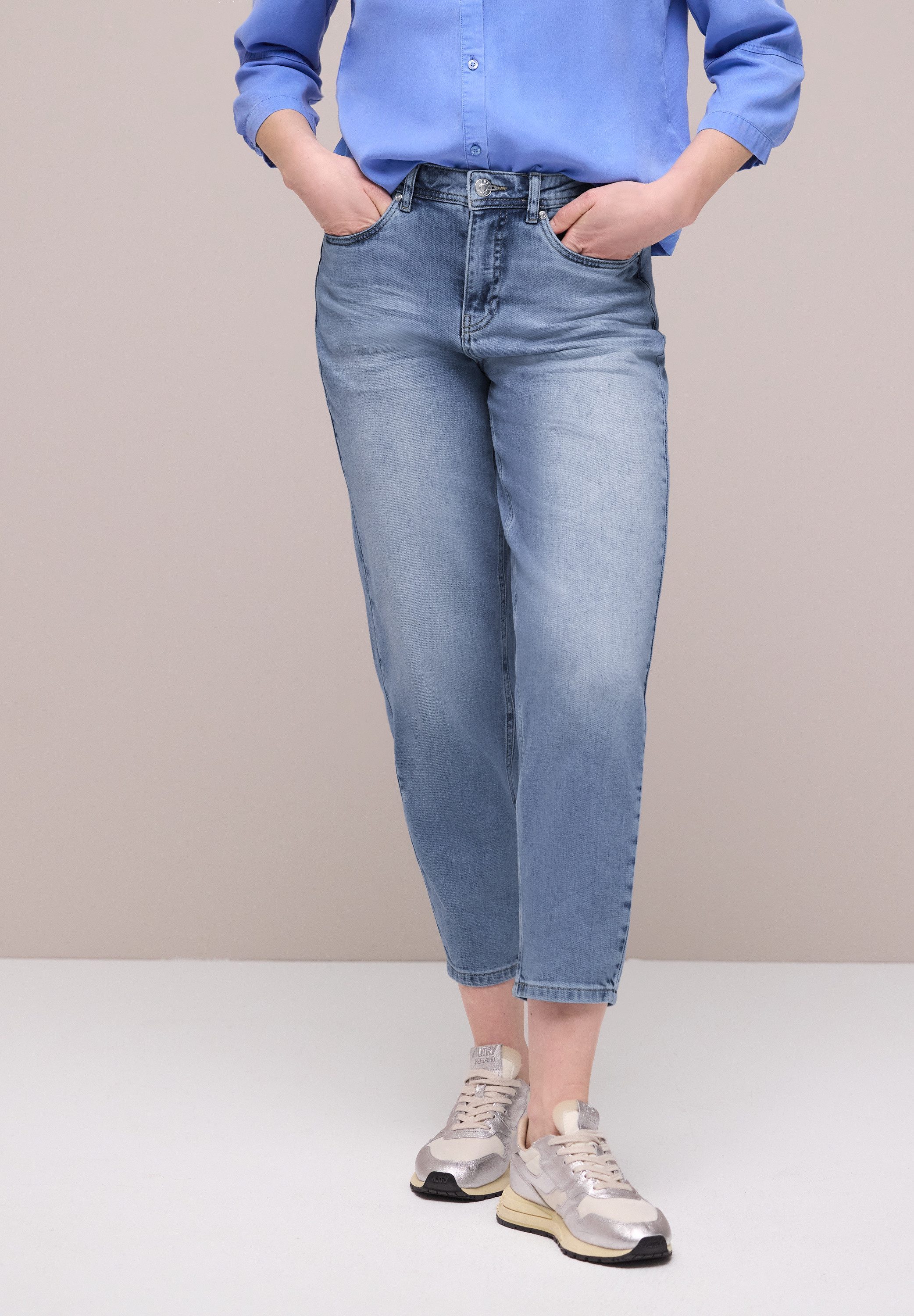 STREET ONE 5-Pocket-Jeans Style Karlie Barrel im 5-Pocket-Style und mit Stretch