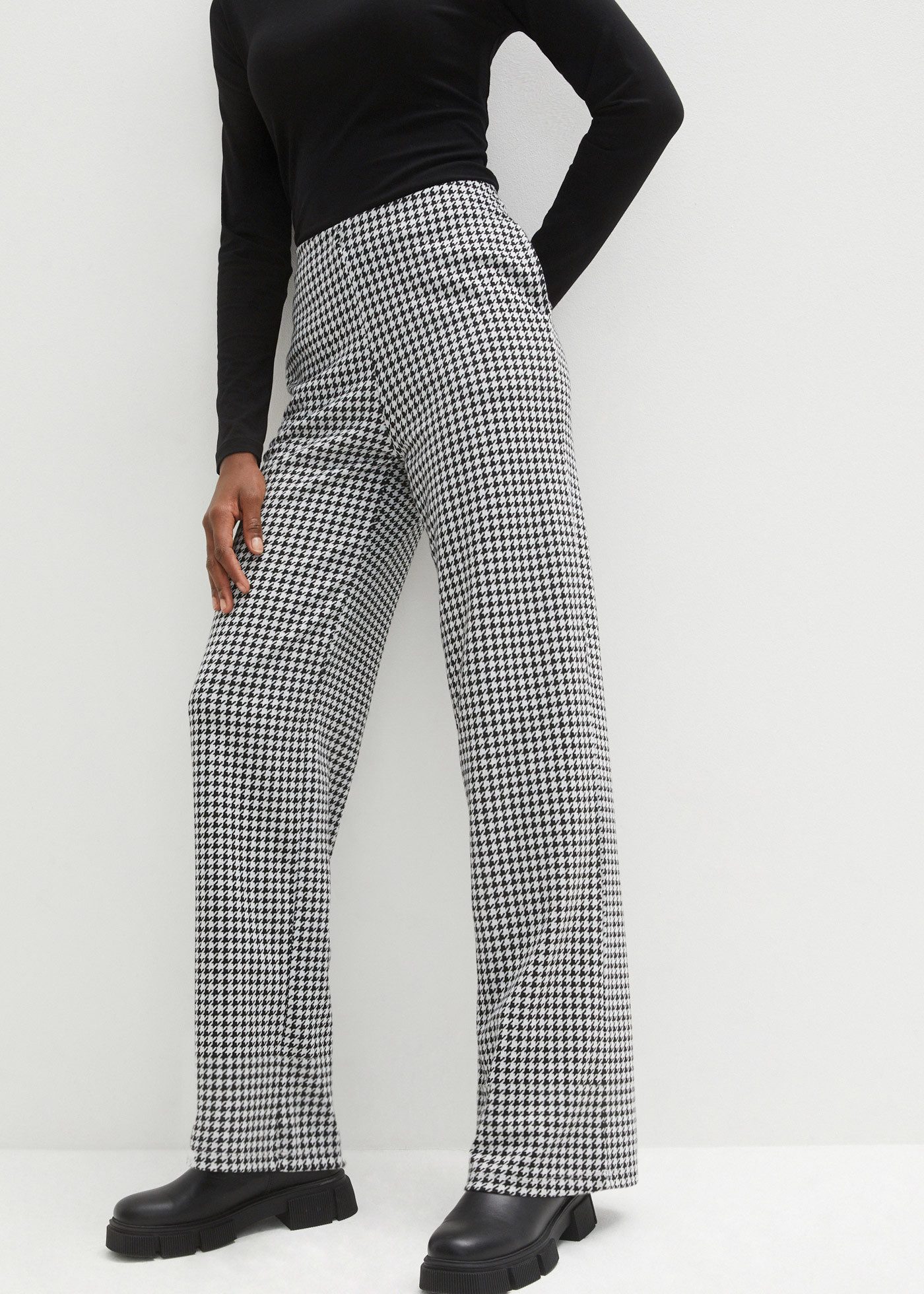 bonprix Stretch-Hose Stretch-Material, mit Hahnentrittmuster, Loose Fit Passform