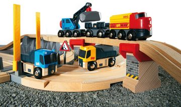 BRIO® Spielzeug-Eisenbahn BRIO® WORLD, Straßen & Schienen Steinverlade Set, (Set), FSC®- schützt Wald - weltweit