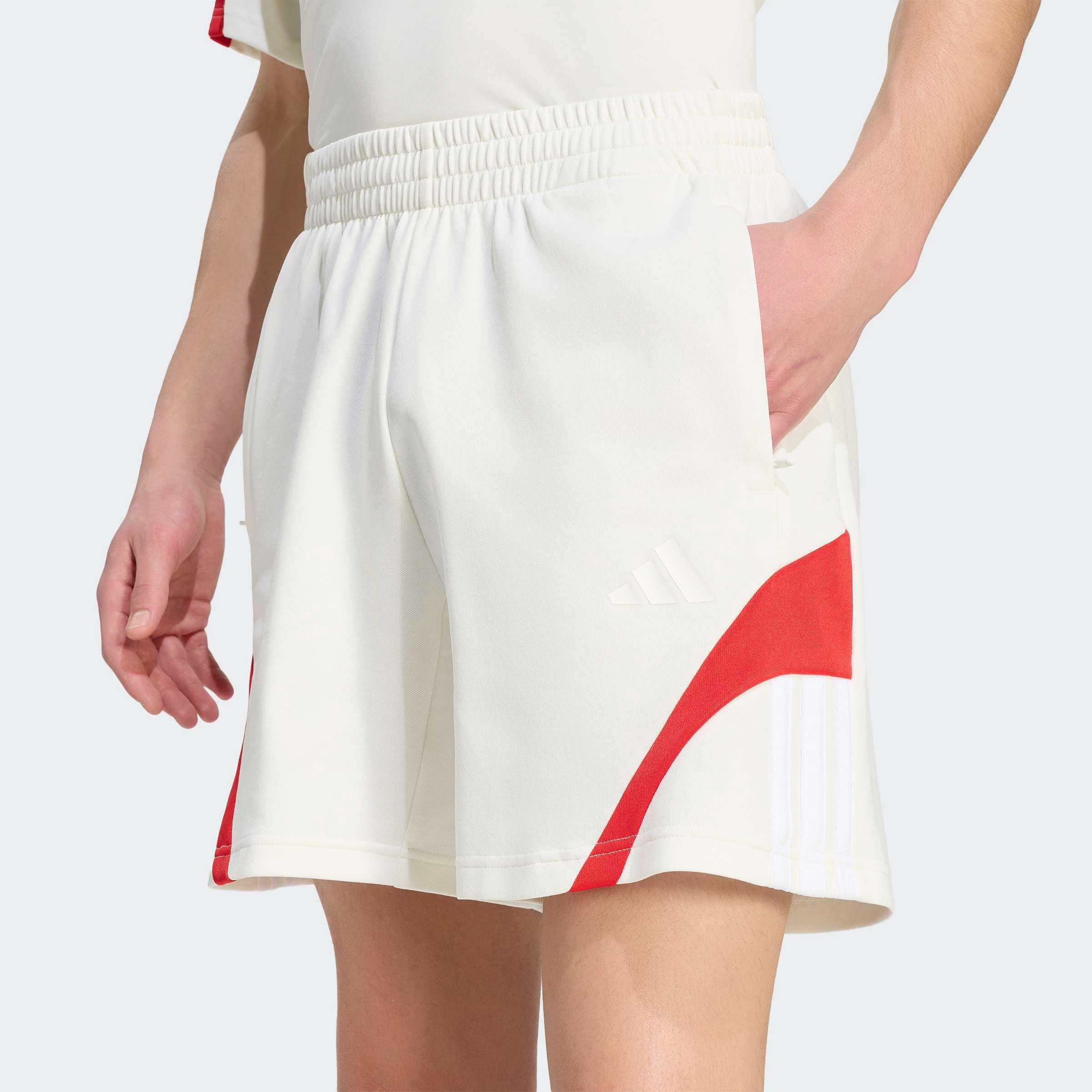 adidas Sportswear Shorts M TIRO NP SHO sportlicher Stil, aus Baumwolle, mit Kordelverschluss, normale Weite
