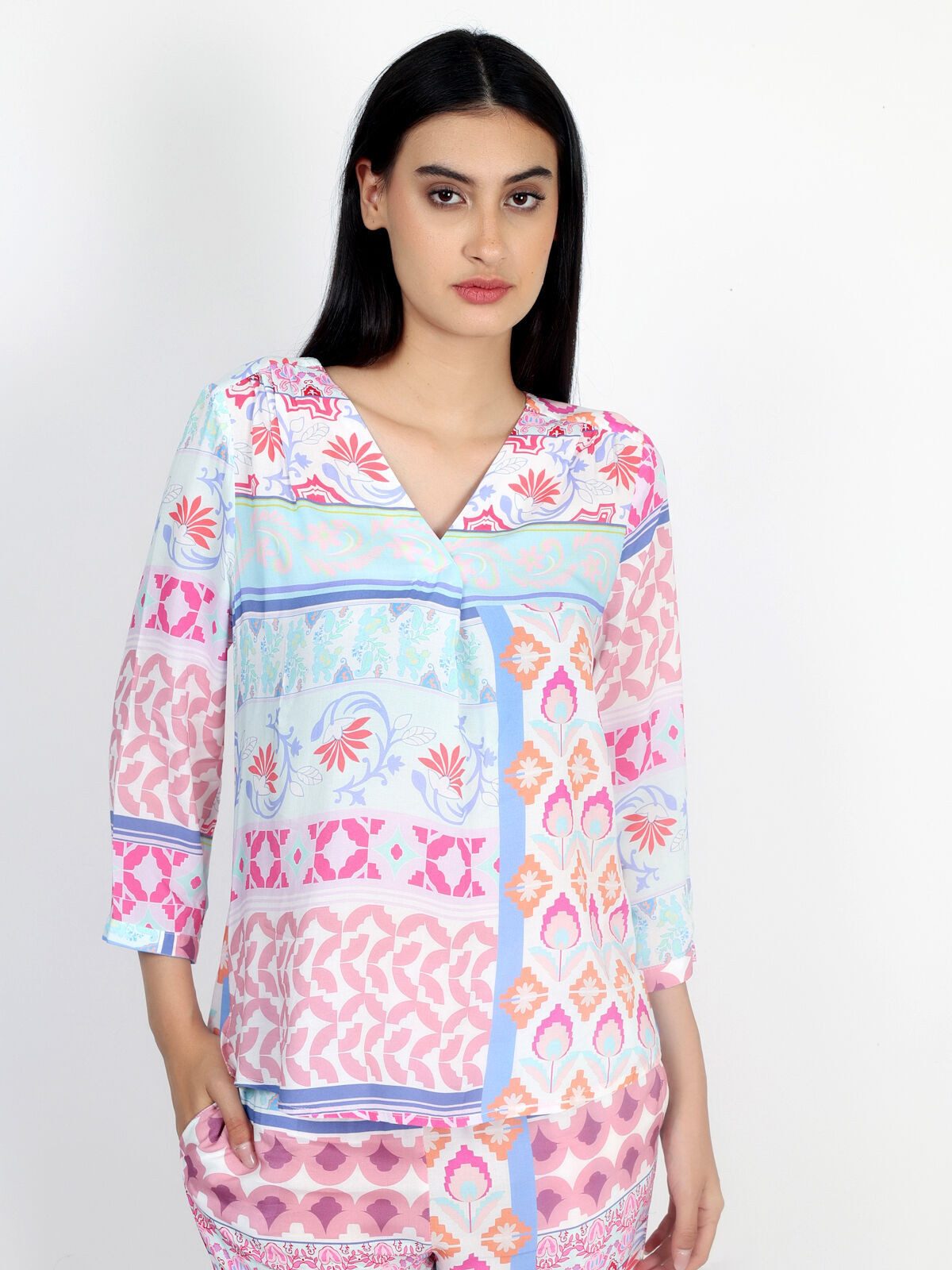 VICCI Germany Kurzarmbluse (1-tlg) mit V-Ausschnitt günstig online kaufen