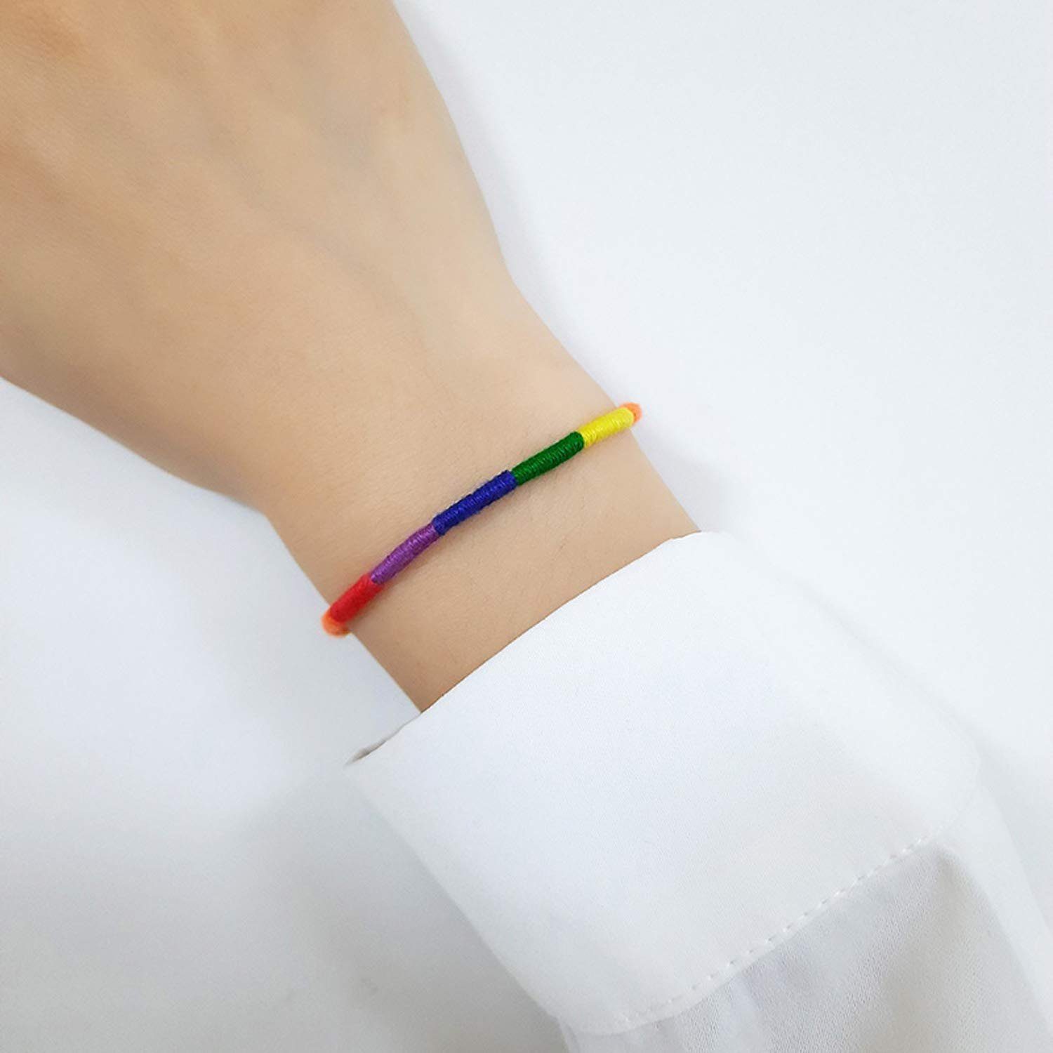 Haiaveng Freundschaftsarmband 2Pcs Gewebtes Regenbogen Freundschaftsarmband Seil einstellbar LGBTQ geflochtenes Armbänder