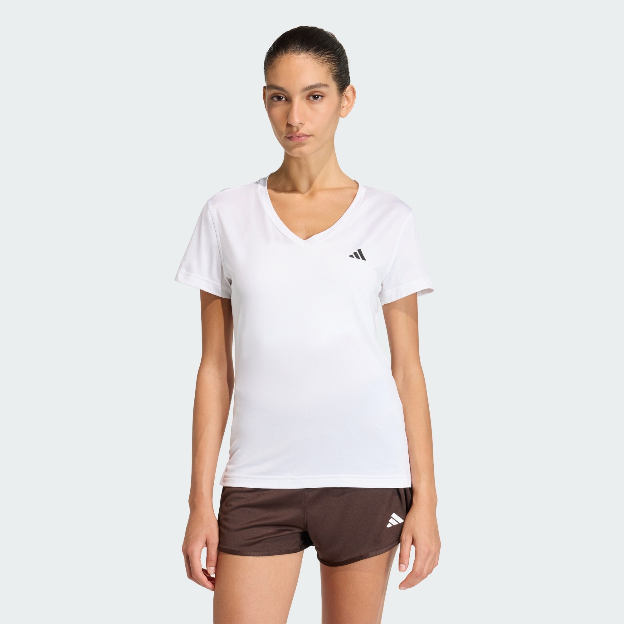 adidas Performance T-Shirt ADIDAS WORKOUT ESSENTIALS T-SHIRT MIT V-AUSSCHNITT (1-tlg)