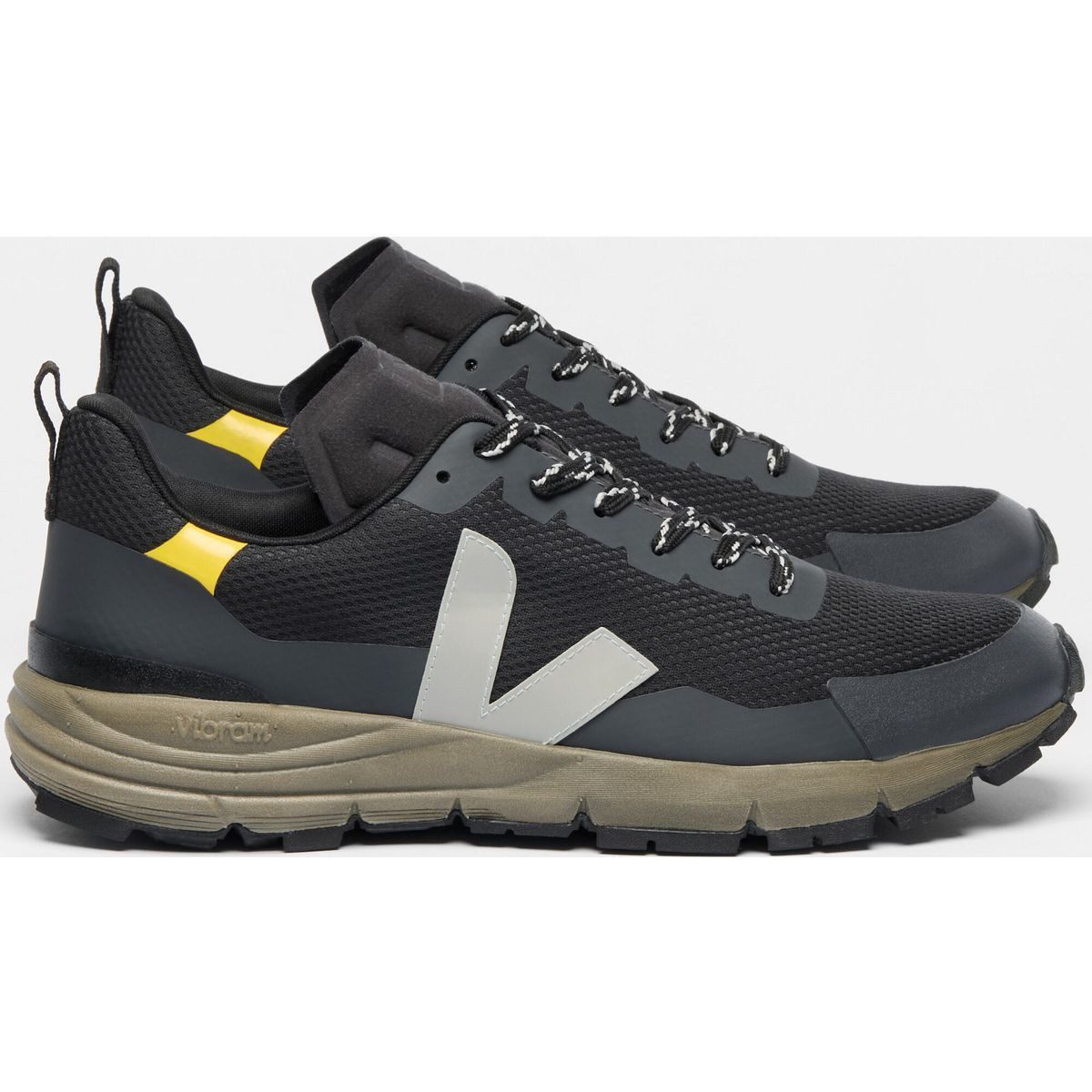 VEJA Dekkan Alveomesh Men Sneaker Nachhaltiger Herrenschuh aus recyceltem Polyester und