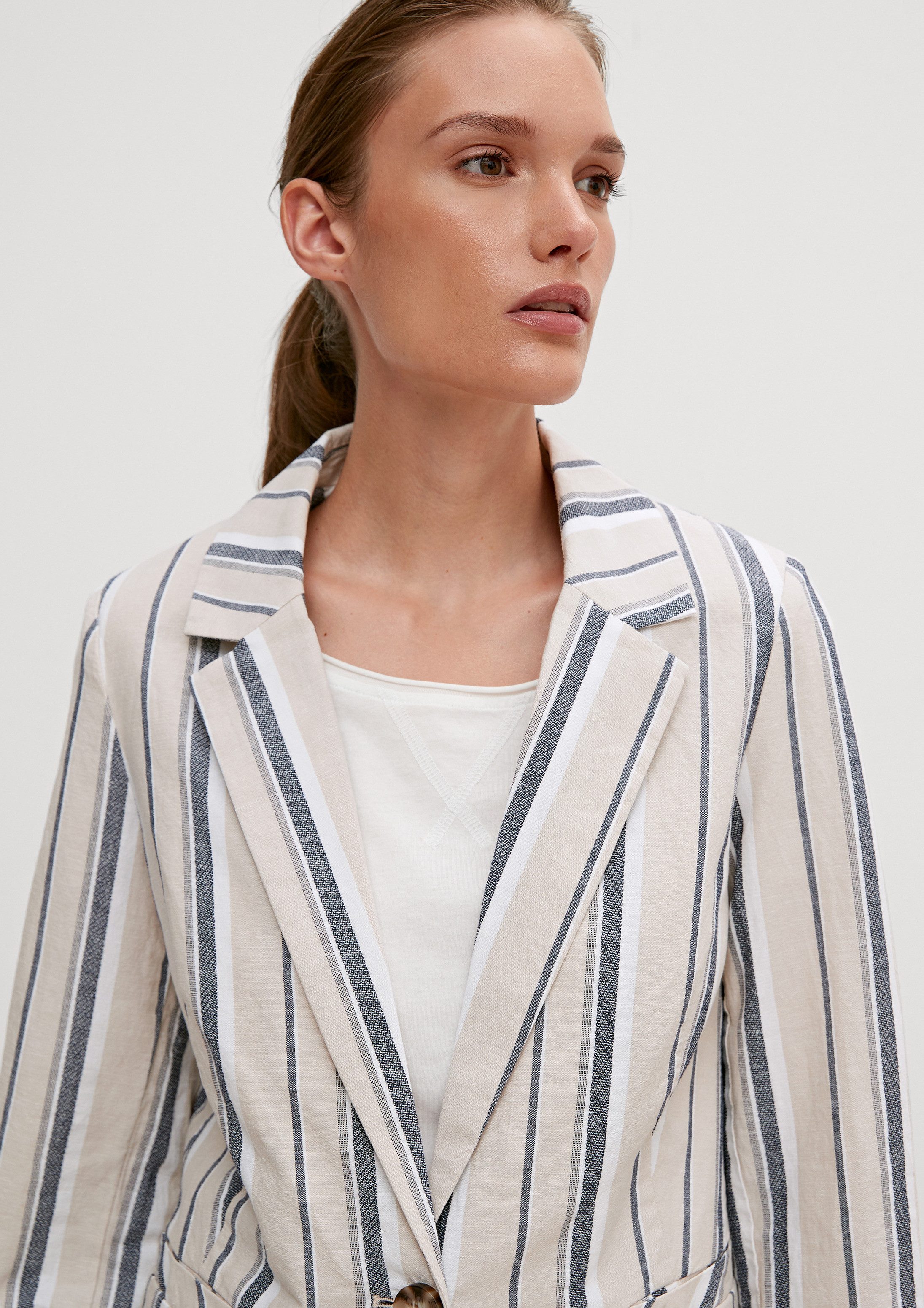 comma Funktionsjacke Indoor-Jacke Leinenmix-Blazer mit Streifen