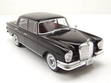 Whitebox Modellauto Mercedes 220 W111 Heckflosse 1959 schwarz Modellauto 1:24 Whitebox, Maßstab 1:24