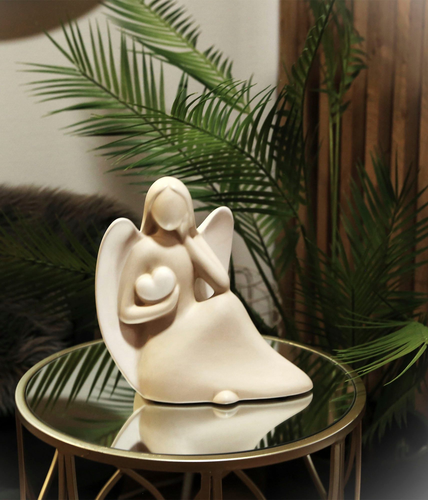 GILDE Engelfigur Engel "Gabi" mit Herz (1 St)