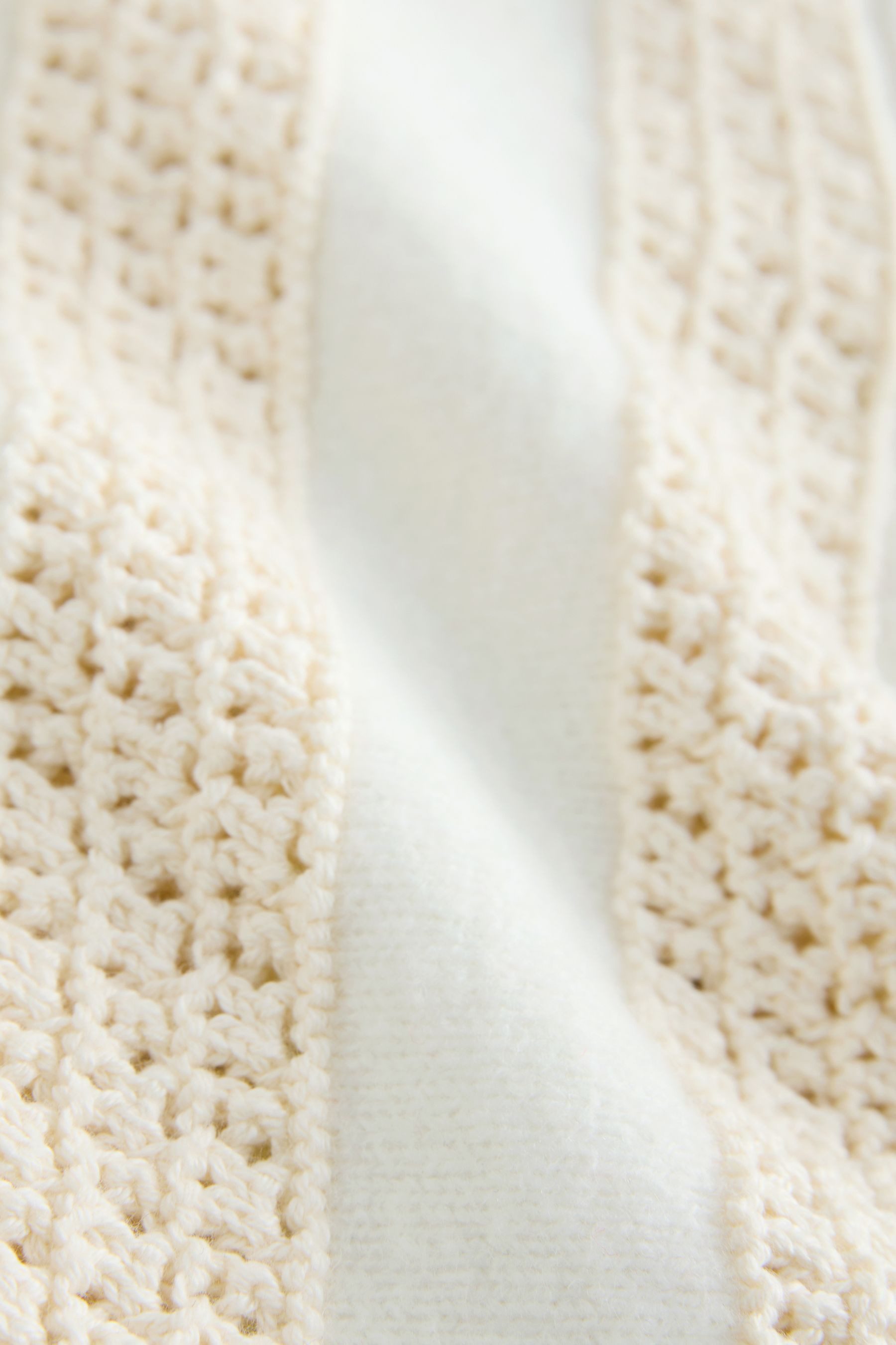 Next Strickjacke Strickjacke mit Häkelbesatz und Bindedetail (1-tlg) – Bild 4 von 5