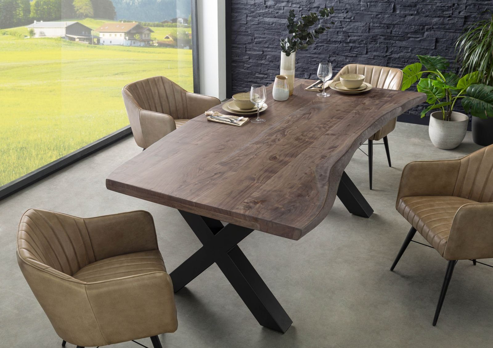 Massivmoebel24 Baumkantentisch FREEFORM (Baumtisch Akazie 200x100x77 günstig online kaufen