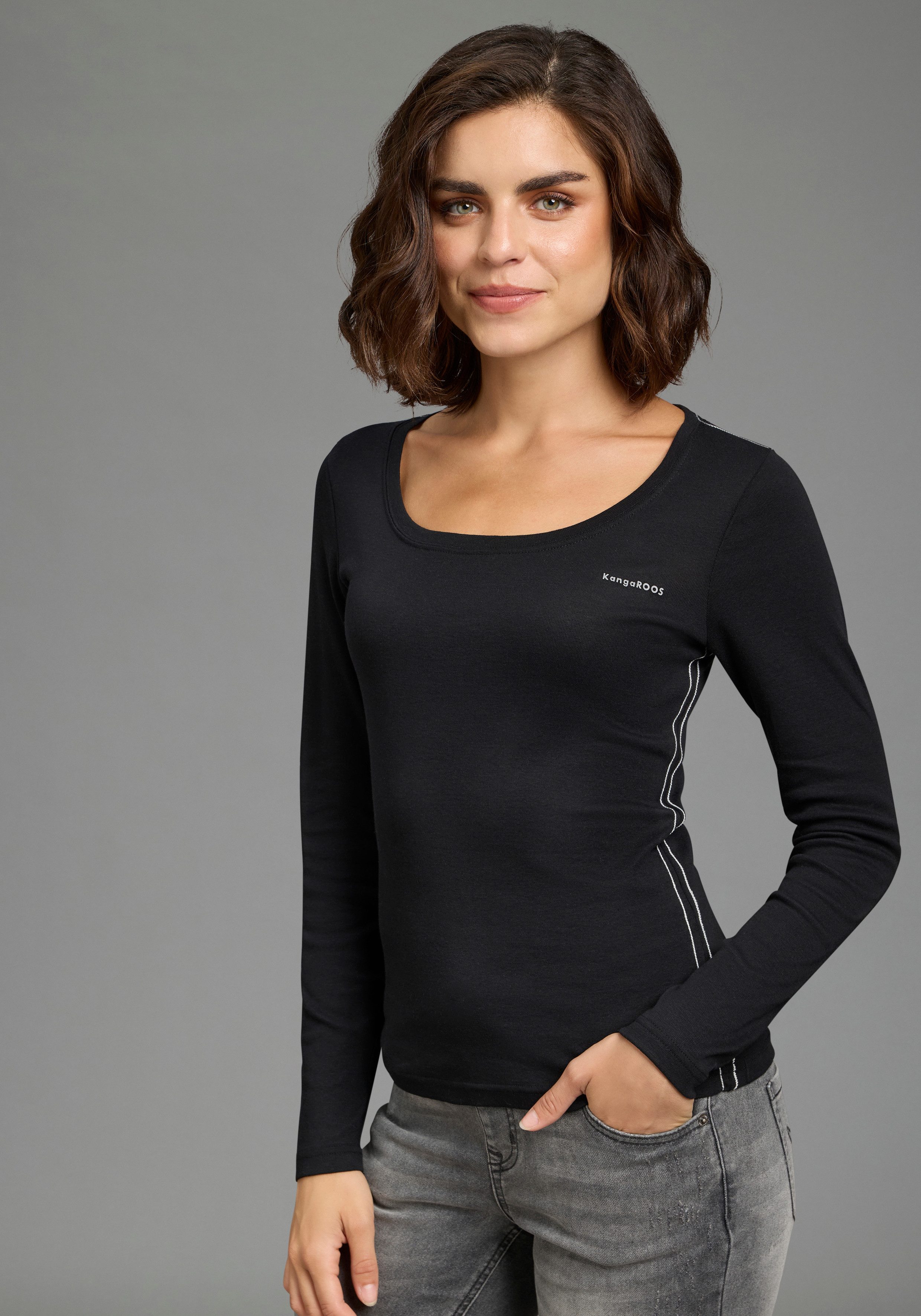 KangaROOS Langarmshirt (2er-Pack) im 2er-Pack, hüftbedeckende Länge, Basic-Passform, Langarm