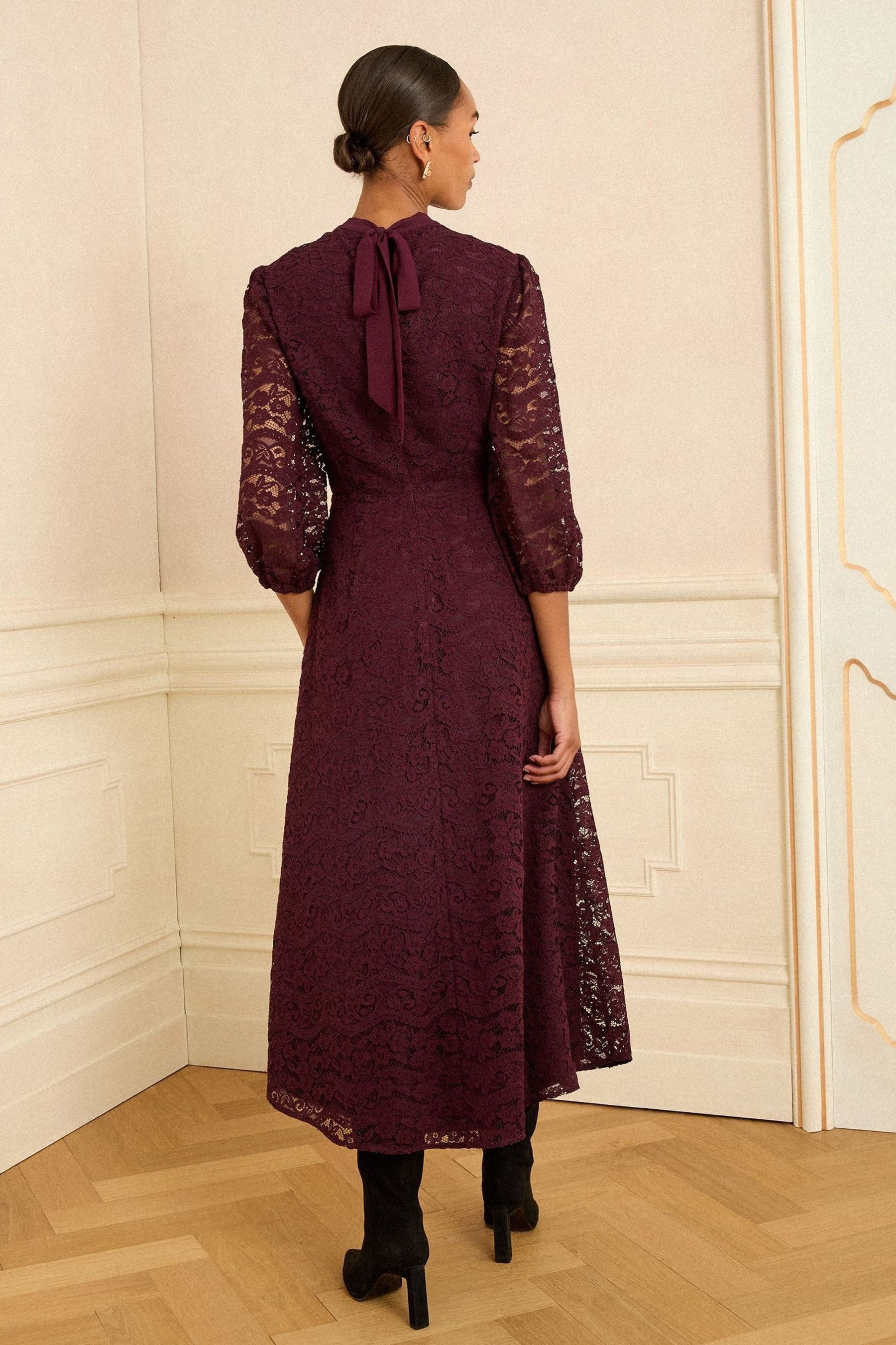 Love & Roses Midikleid Love & Roses Spitzen-Midikleid, Regular (1-tlg) günstig online kaufen