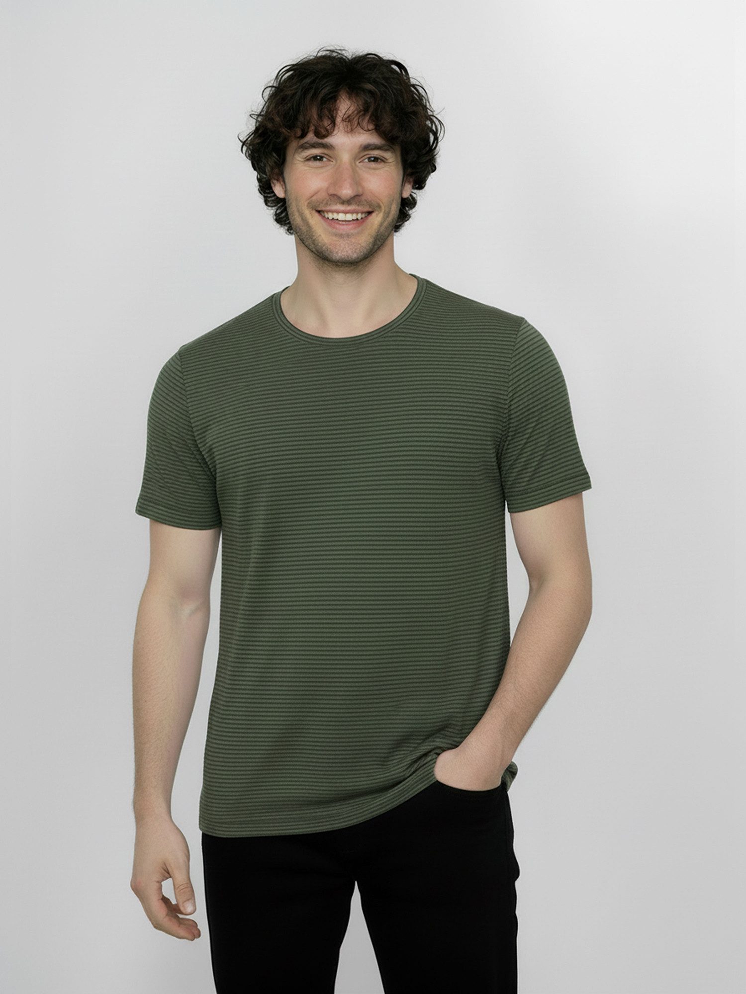 GreenBomb T-Shirt Spice Basic Motiv Basic (1-tlg., 1) Rundhalsausschnitt, Bio-Baumwolle, GOTS Zertifiziert