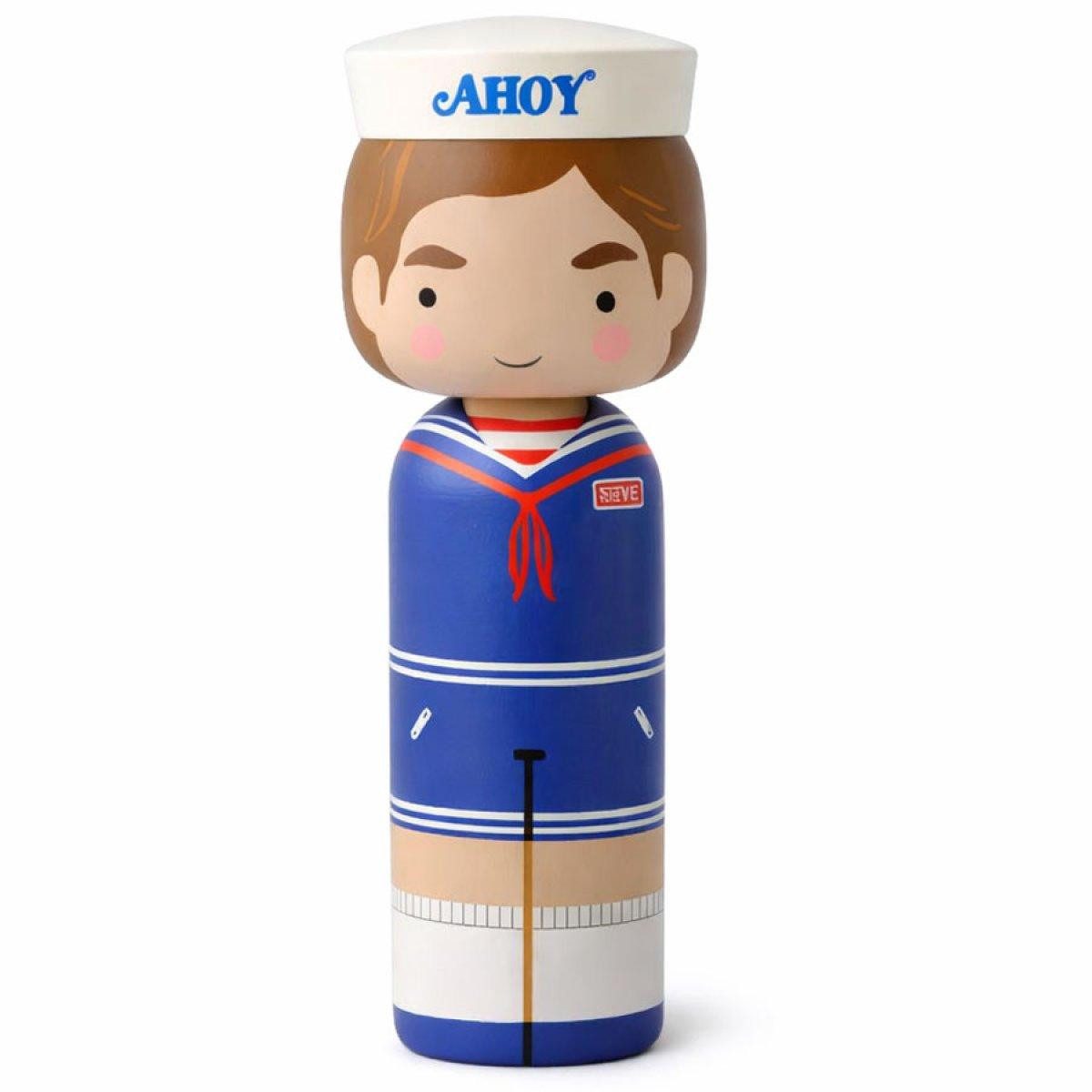 Lucie Kaas Skulptur Holzfigur x Stranger Things Steve Harrington