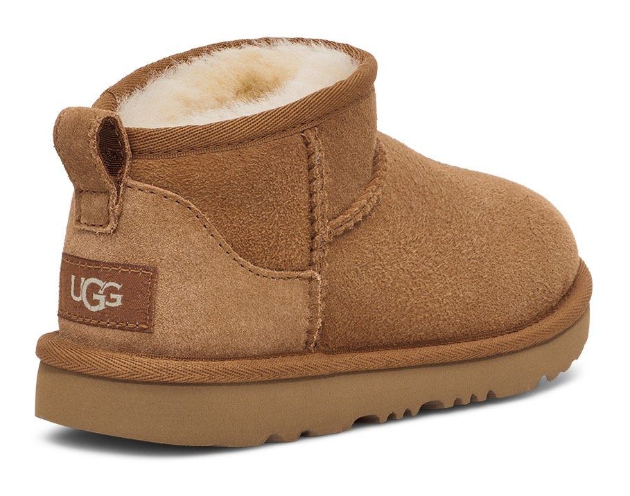 UGG Classic Ultra Mini Winterboots, Schlupfstiefel, Winterstiefel, Boots mit Lammfellfutter