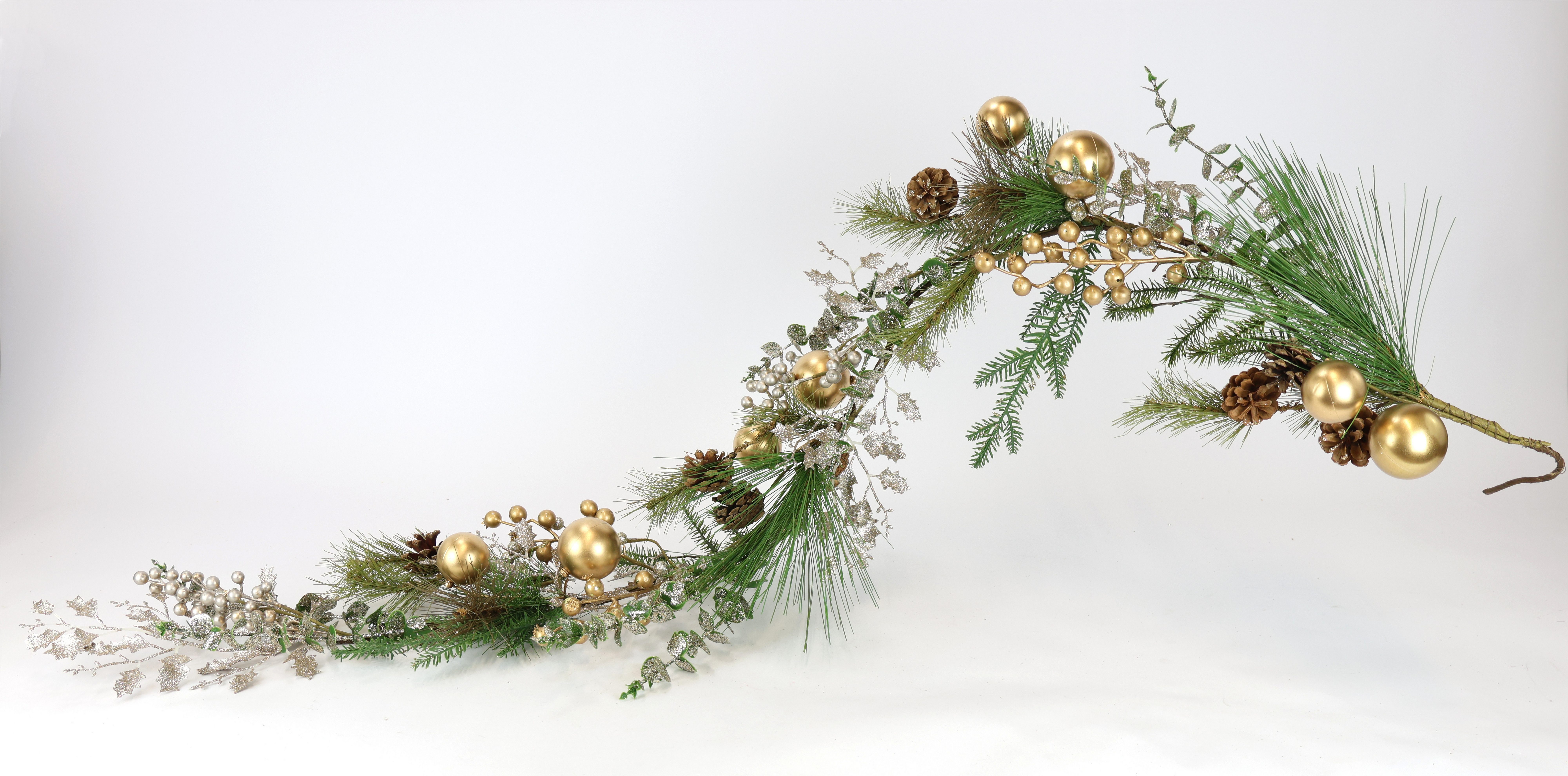Kunstgirlande Weihnachtsgirlande Kugeln/Zapfen/Tanne Tanne, I.GE.A., Höhe 160 cm, Girlande Tannengirlande Weihnachtsdeko Eukalyptus Christbaumkugeln