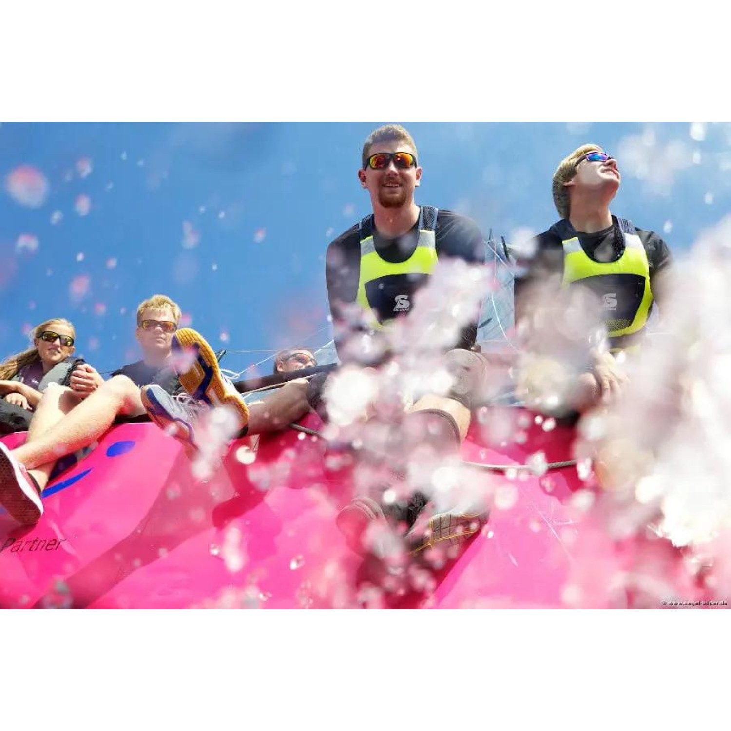 SECUMAR Schwimmweste Jump Pro, Ergonomisches Design, Hoher Tragekomfort, Reflektierende Streifen