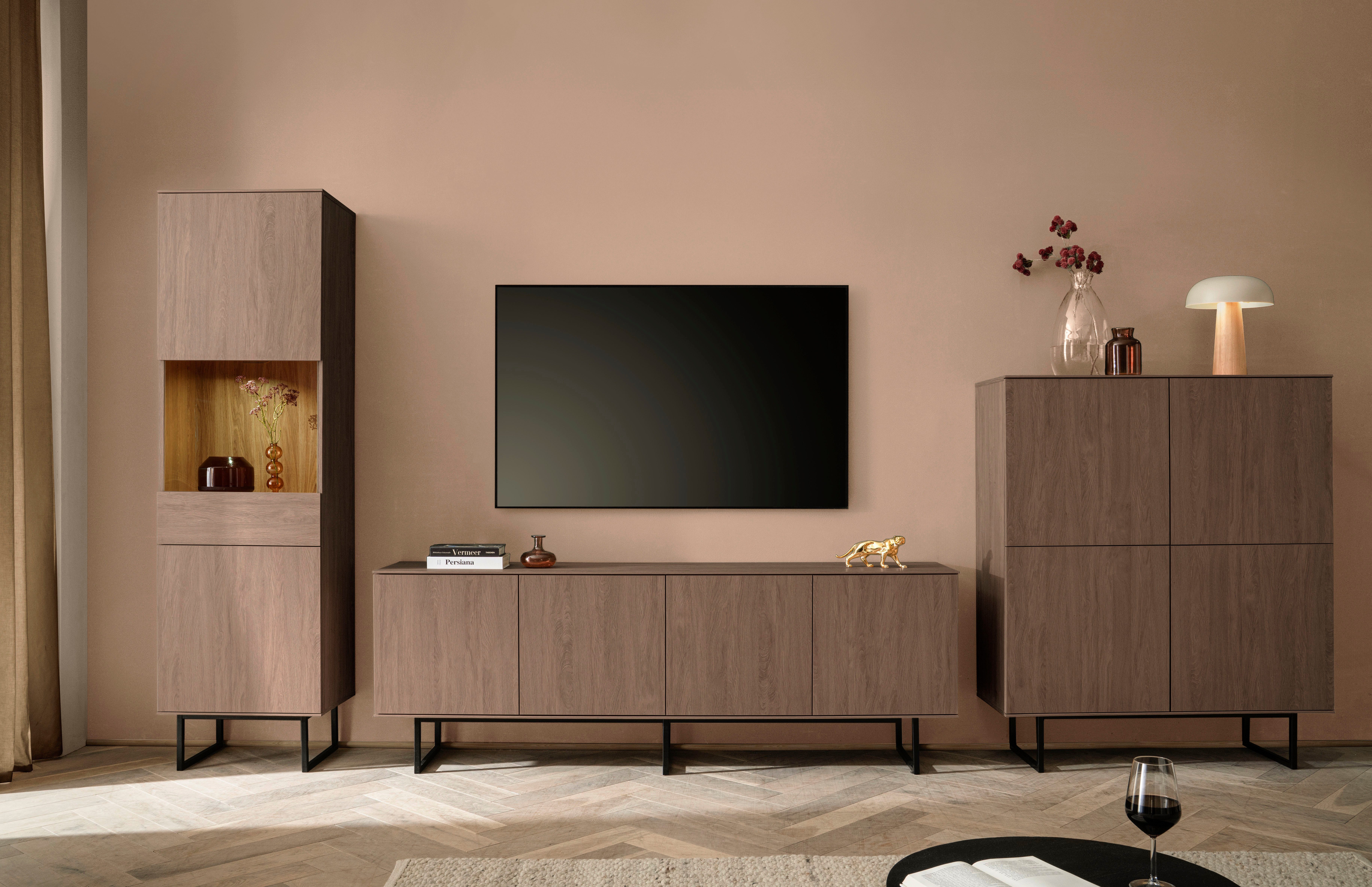 Home affaire Wohnzimmer-Set Lund, moderne Anbauwand, Wohnzimmer-Set in Stone Oak oder Nussbaum, (3-St), enthält Vitrine, Lowboard und Higboard