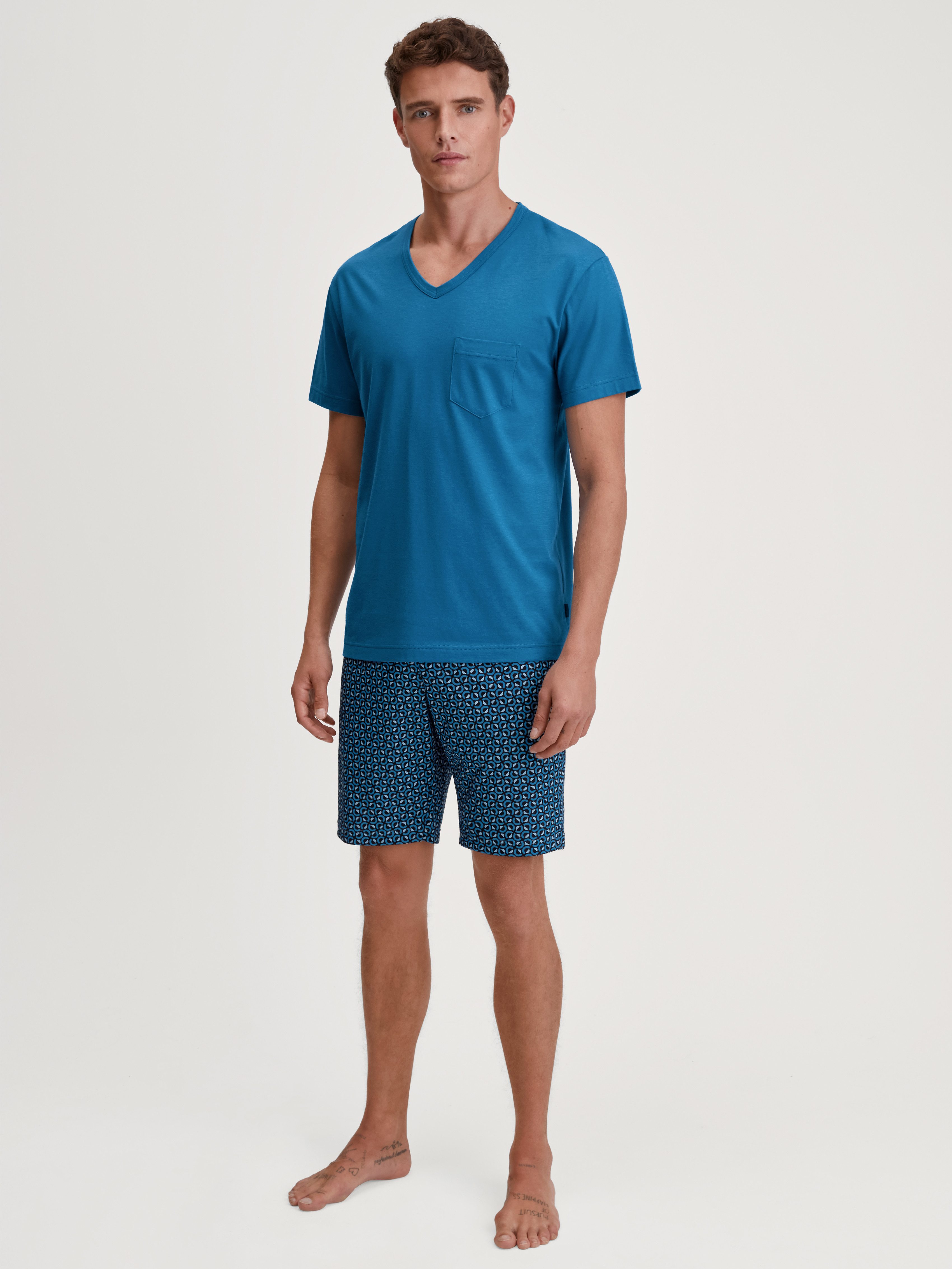 CALIDA Shorty Relax Imprint 2 (2 tlg) V-Ausschnitt, Brusttasche, Kurzarm, Single Jersey Qualität