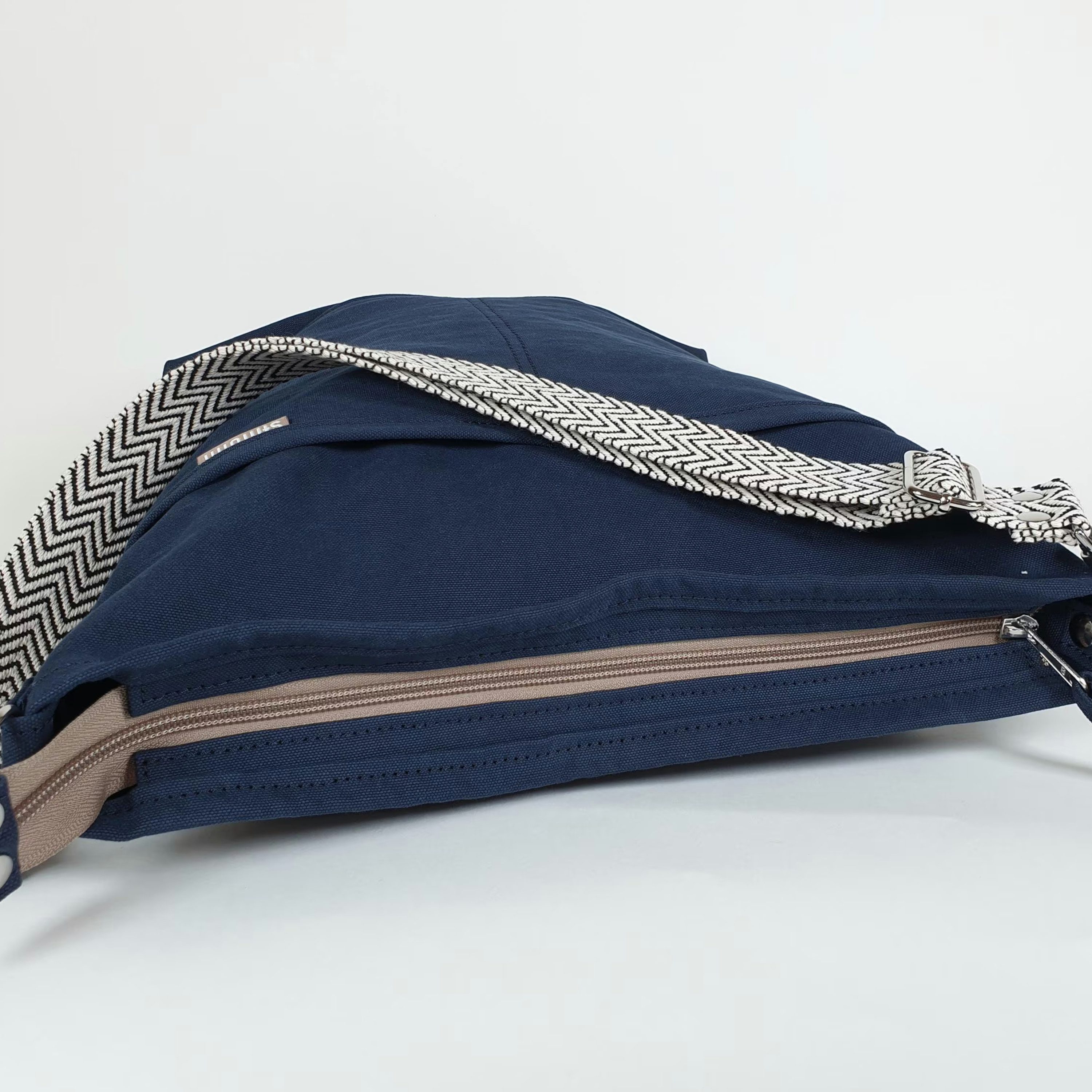 sanumi Umhängetasche Canvas Hobobag
