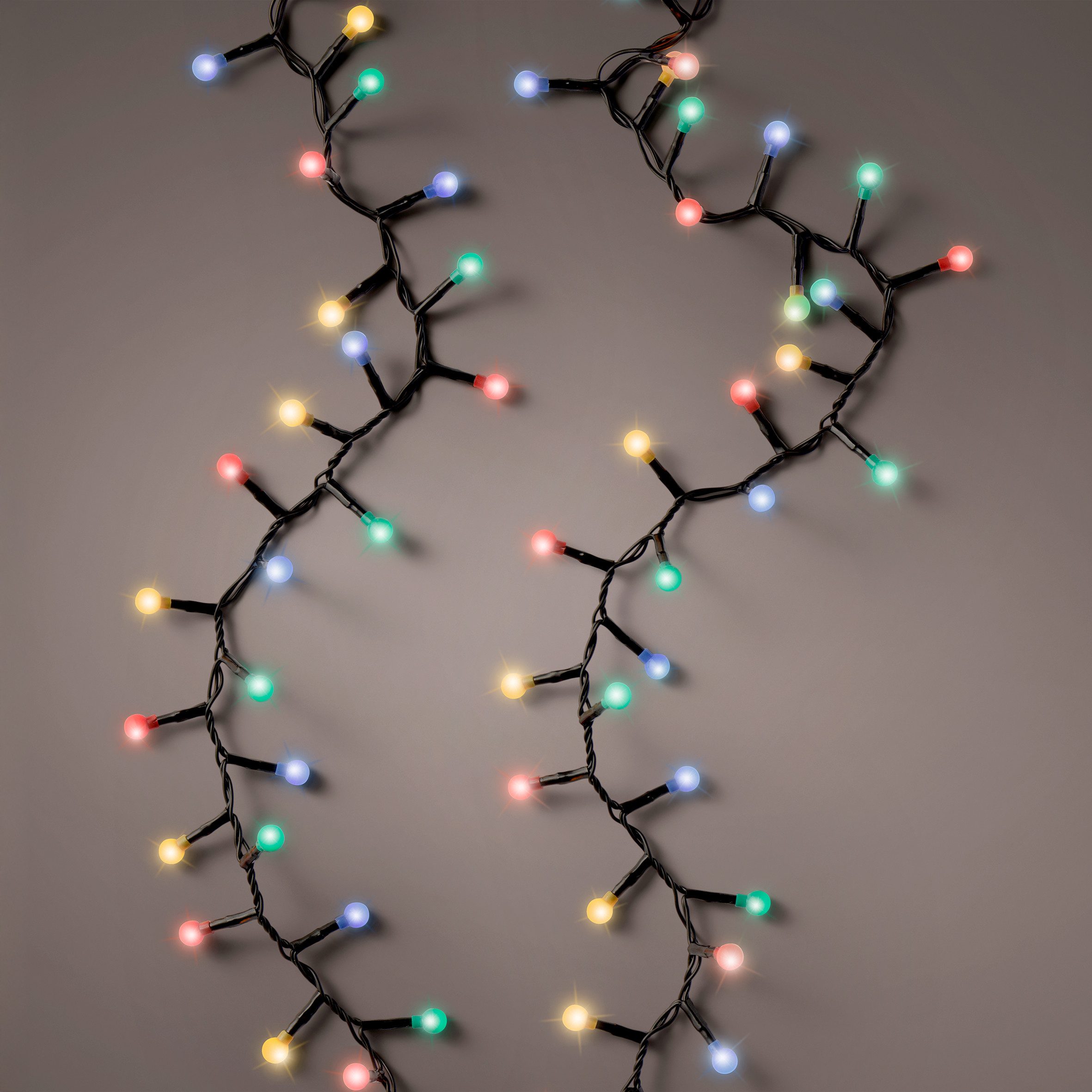 Spetebo LED-Lichterkette für Außen und Innen - 11 m - bunte mini Kugeln, 500-flammig, inklusive IP44 Spritzwasser geschützem Netzstecker