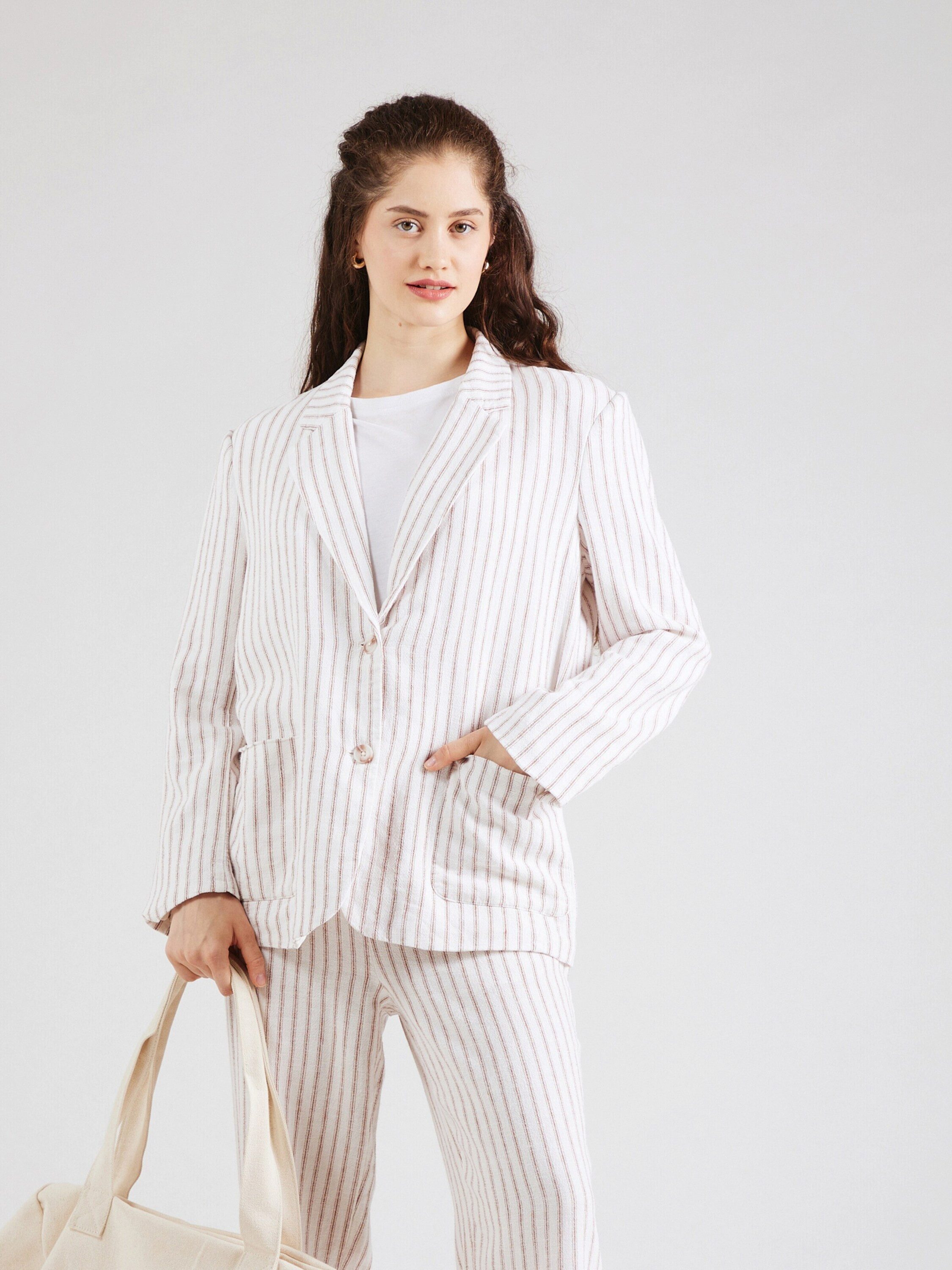 Vero Moda Kurzblazer VMLOLA (1-tlg) Plain/ohne Details