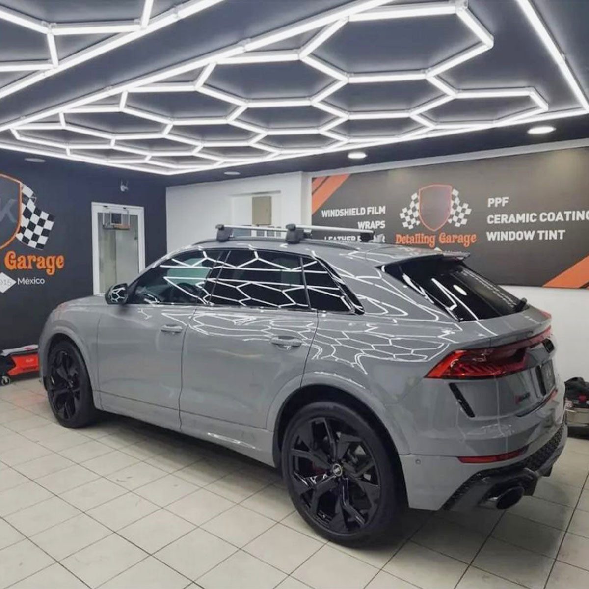LETGOSPT LED Dekolicht 14er-Pack Hexagon LED Garagenleuchte, 680W 72800lm Wabenlicht 6500K, ‎Kaltweiß, DIY LED Dekolicht für Garage, Studio, Parkplatz, Auto-Detailing-Shop