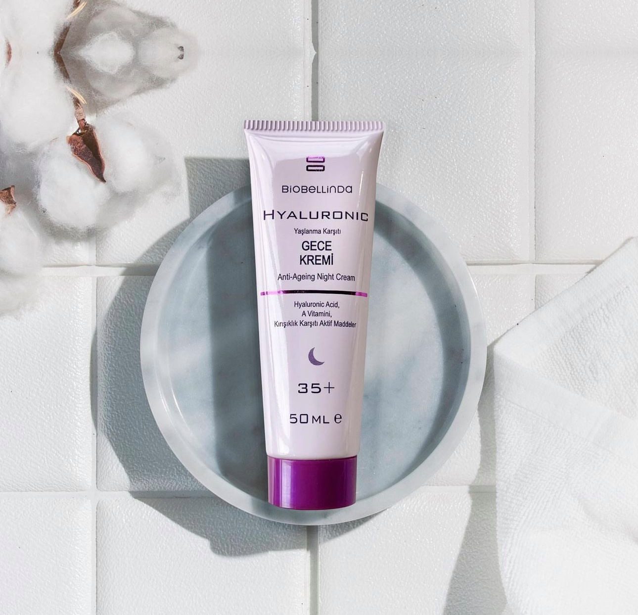 LANOVA Natural Hautpflegegel LANOVA Natural, Hyaluron Nachtcreme (35) 50 Ml, Anti-Angeing BL111 aus Hyaluronic Serie, Lassen Sie Ihre Haut mit der Hyaluron Nachtcreme erstrahlen.