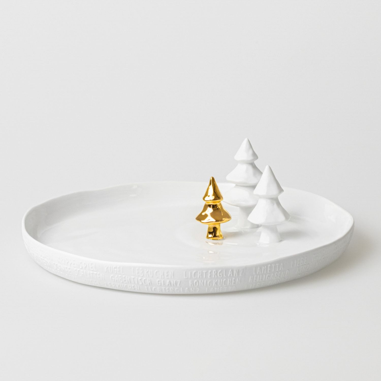 Räder Design Тарелки Winterlandschaft Tannenbäume 35 cm