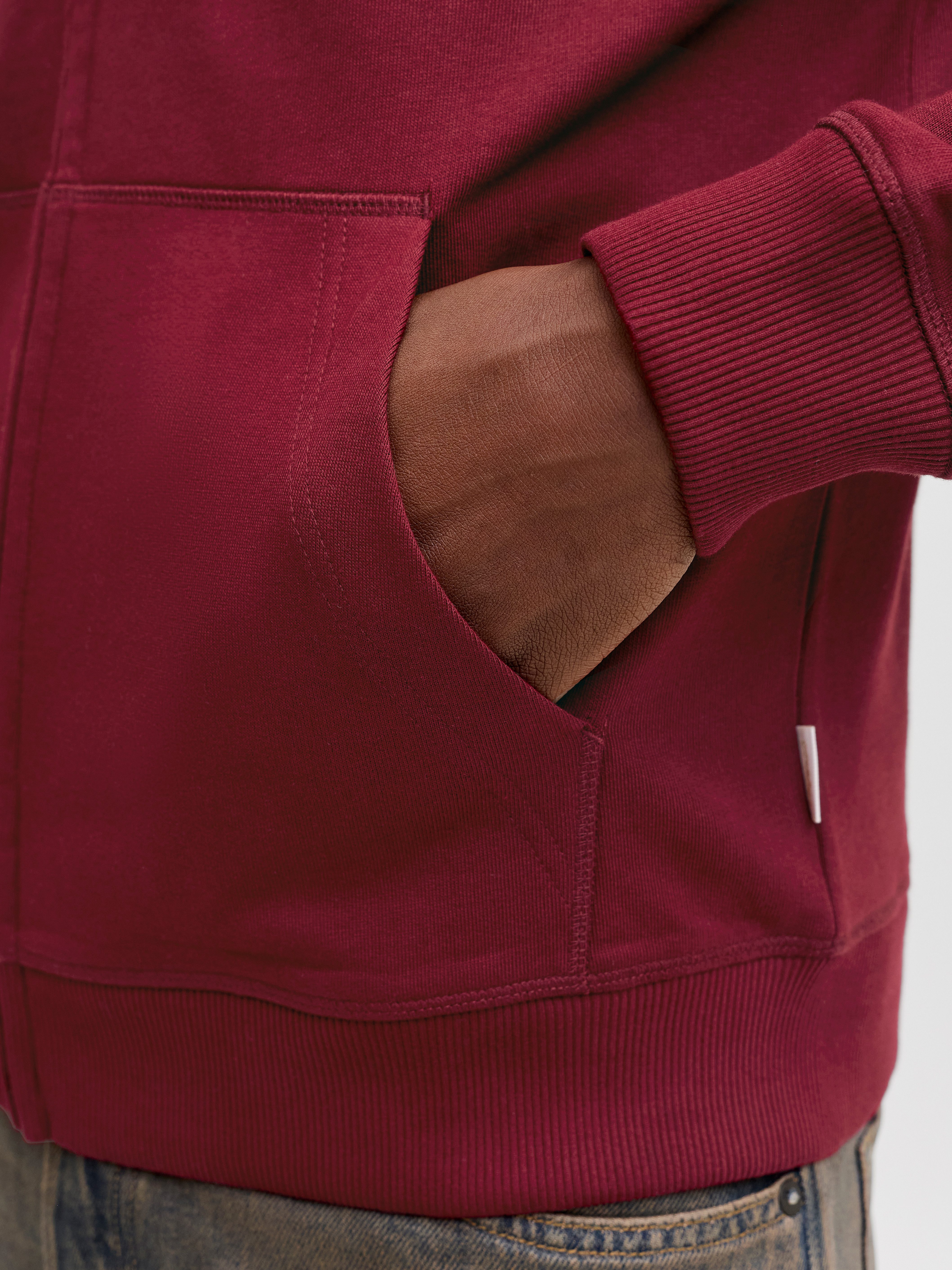 Jack & Jones Kapuzensweatshirt JORNORREBRO EMB SWEAT ZIP HOOD NOOS mit Stickerei