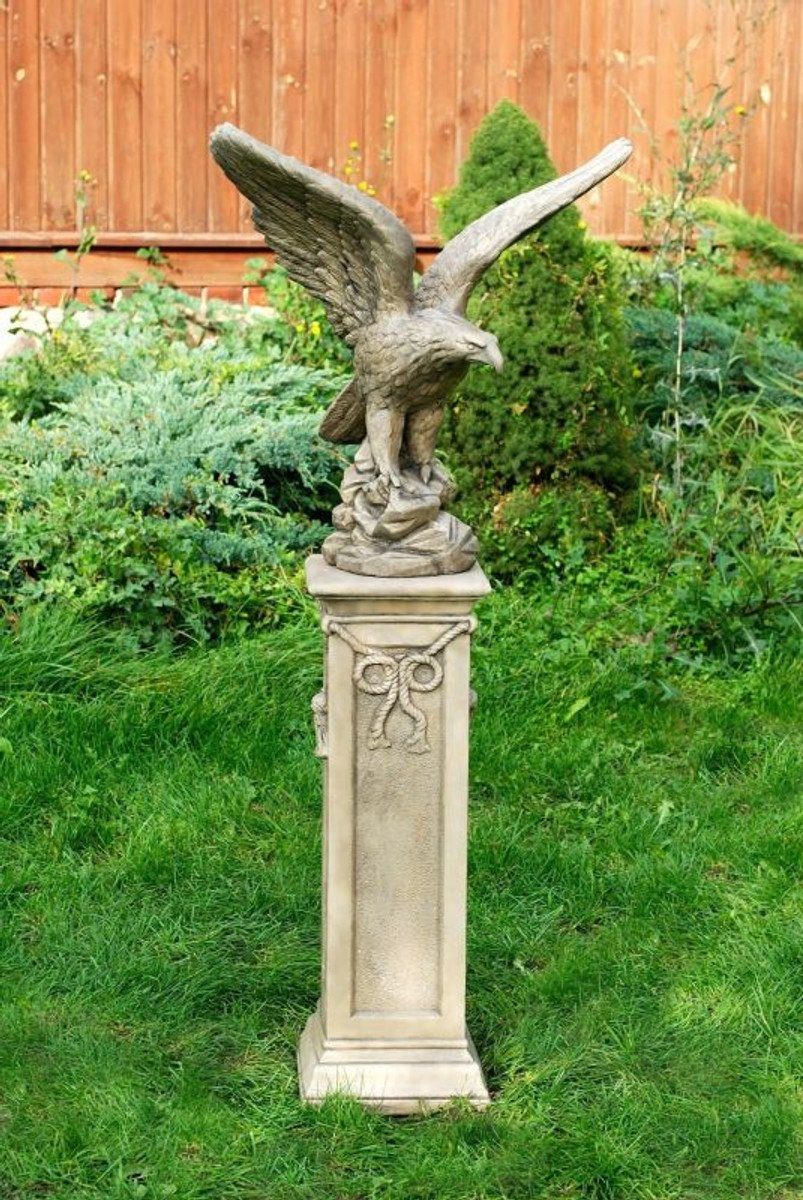 Gartendeko mit / Sockel Casa Skulptur - Adler x cm Skulptur Antik Weiß H. Grau im 21 Barockstil 26 134 Padrino Barock x