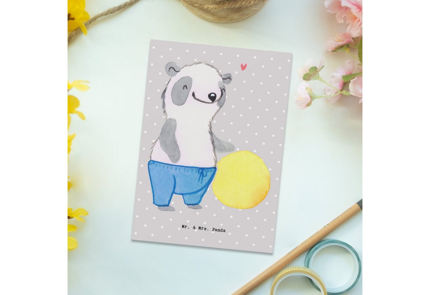Thumbnail - Mr. & Mrs. Panda Postkarte Physiotherapeut Herz - Grau Pastell - Geschenk, Einladungskarten Gebu, Glänzende Vorderseite