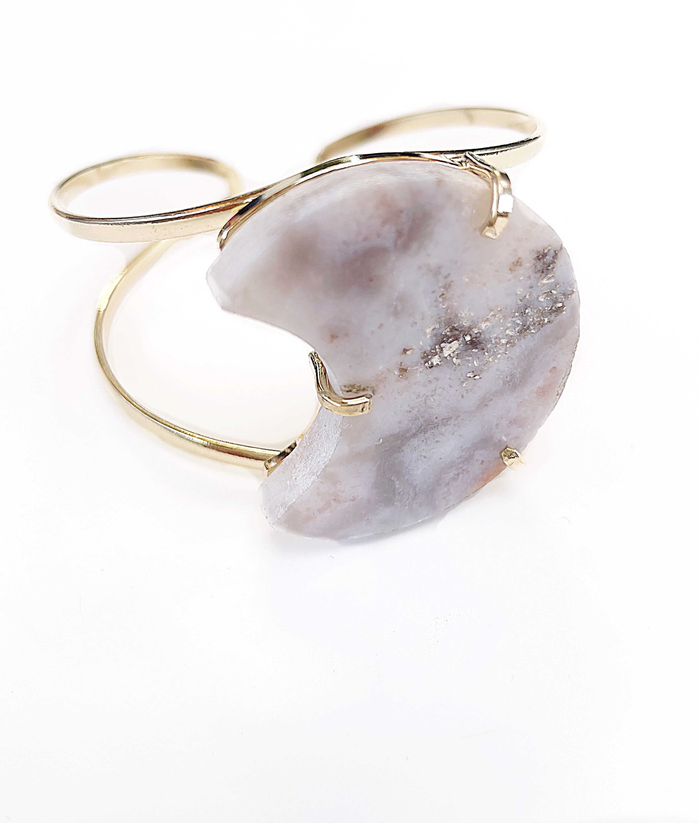 Crystal and Sage Jewelry Armreif Rosa Amethyst Armreif