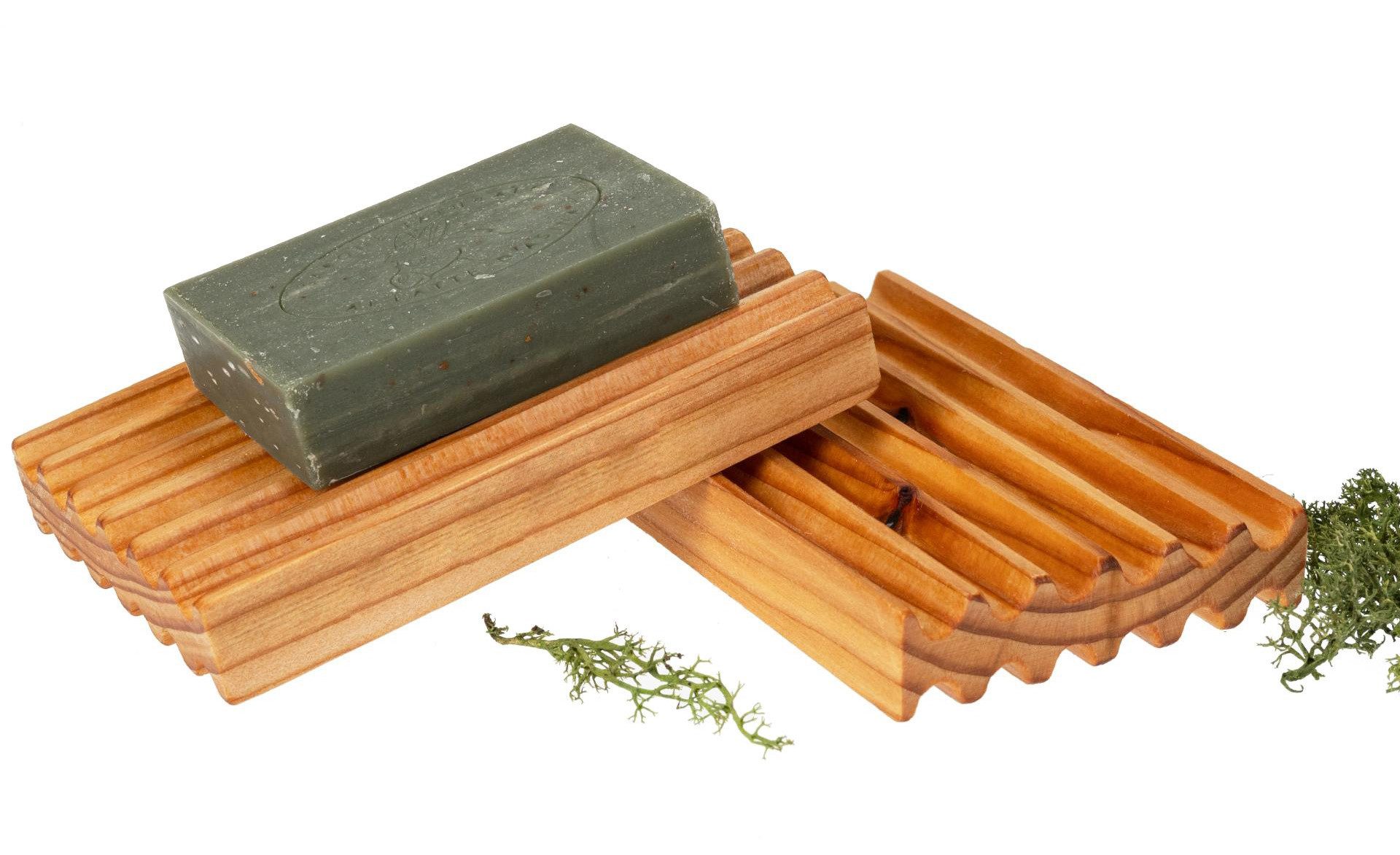 Holz Frank Seifenhalter Lärchenholz Seifenhalter Set mit Oliven Naturseife mit Eselmilch, Breite: 8,1 cm
