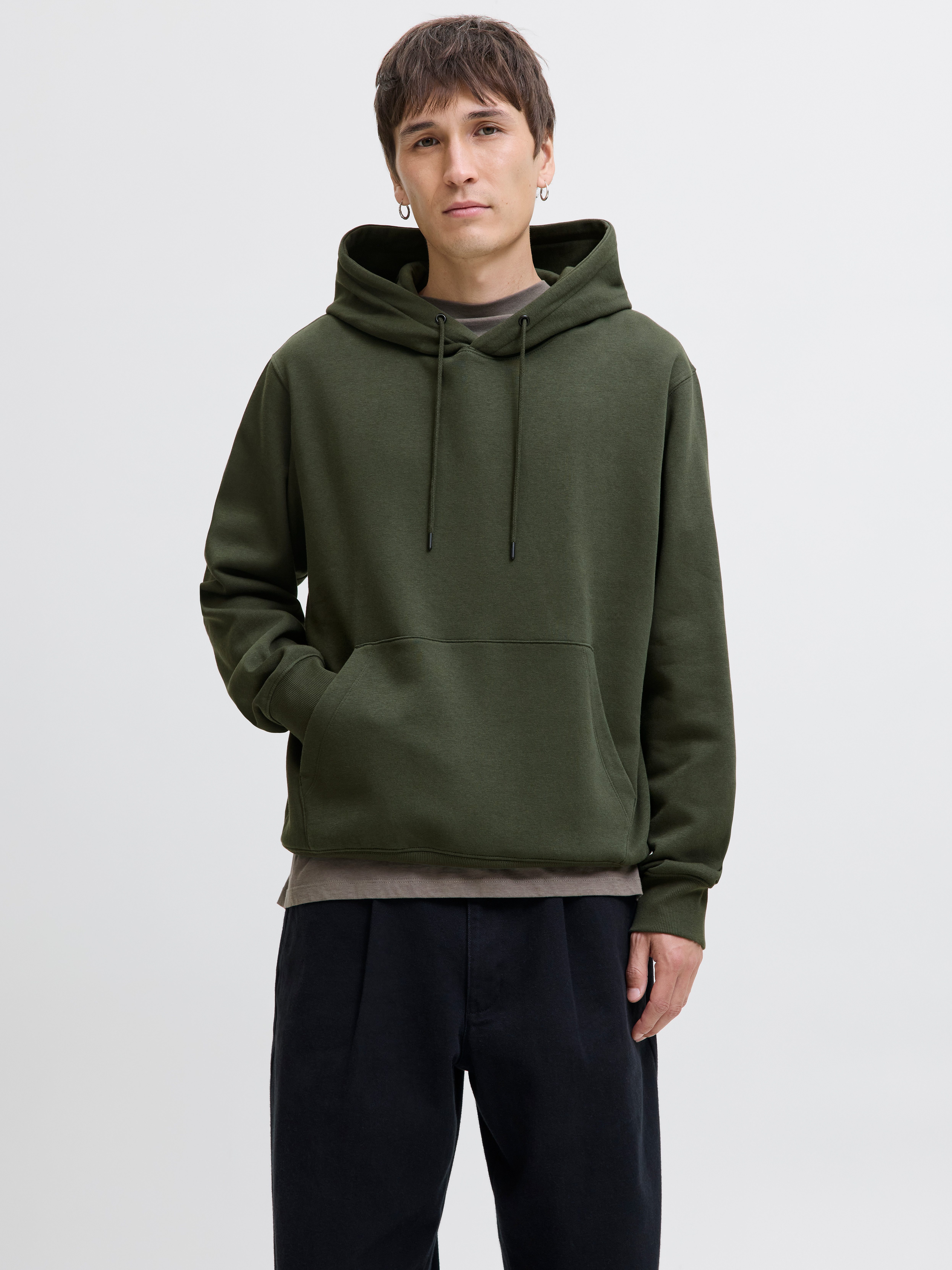 Jack & Jones Kapuzensweatshirt JJESTAR BASIC SWEAT HOOD NOOS mit Rippbündch günstig online kaufen
