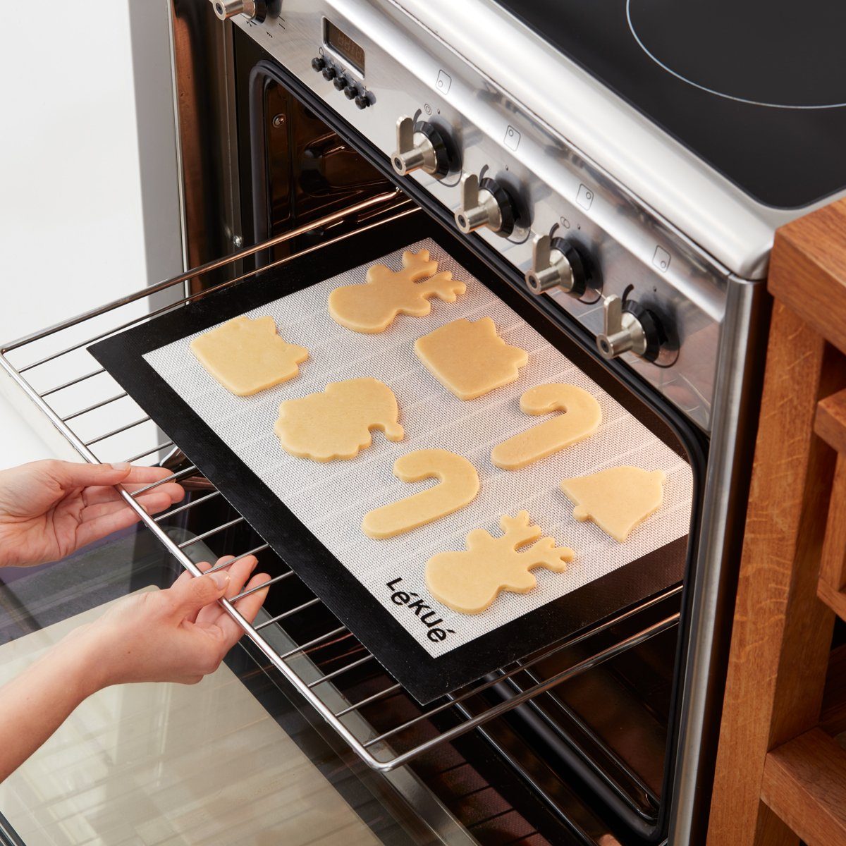 LEKUE Ausstechform Weihnachtsbackset, Papier, Metall, Edelstahl