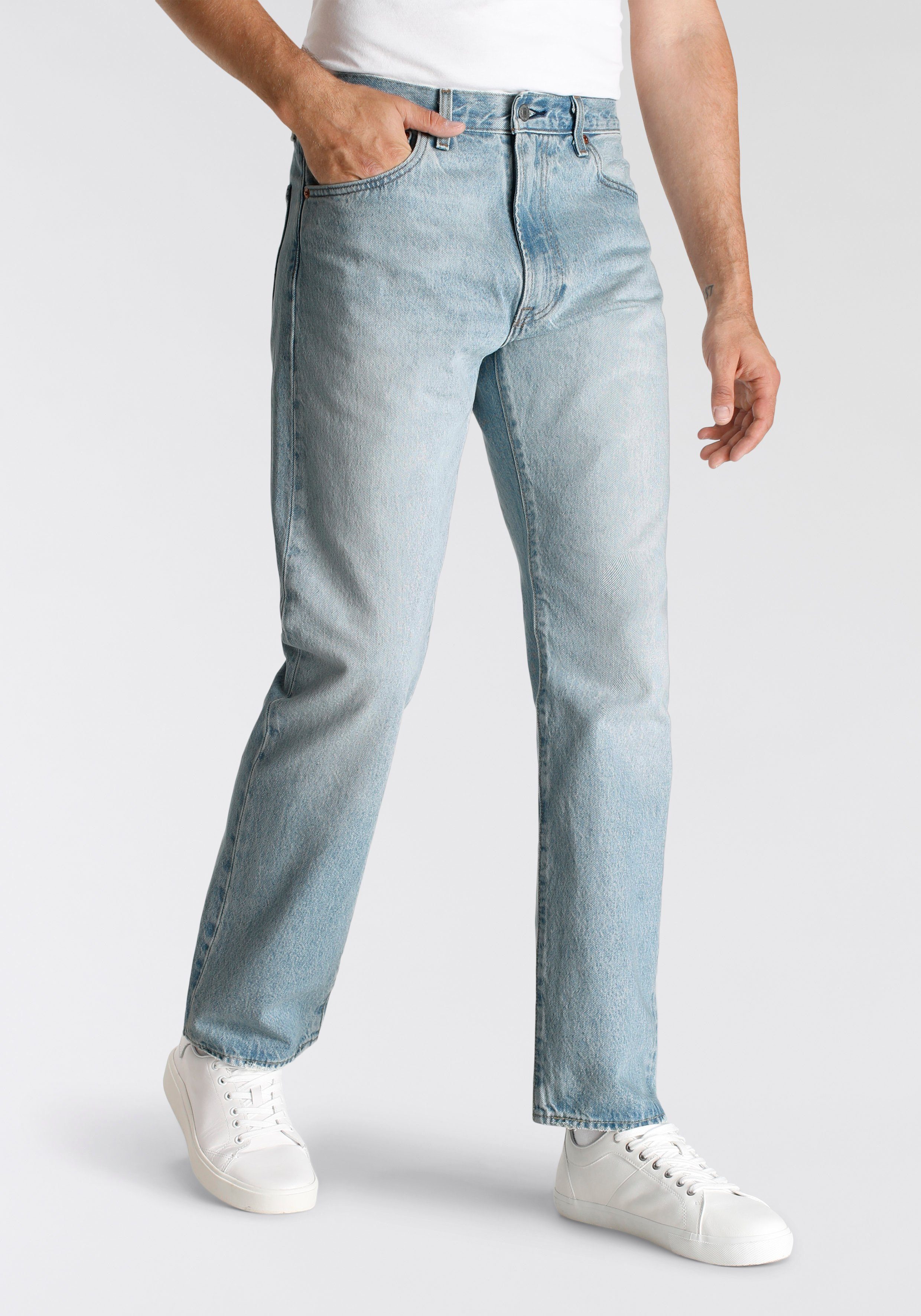 Levi's® Straight-Jeans 551Z AUTHENTIC mit Lederbadge, Aus angenehmer  Baumwollmischung