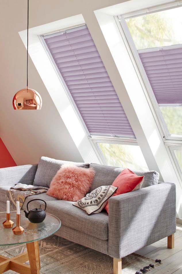 Dachfensterplissee Classic Style Crepe, sunlines, Lichtschutz, verspannt, verschraubt, mit Führungsschienen flieder | Sonnenschutz-Plissees
