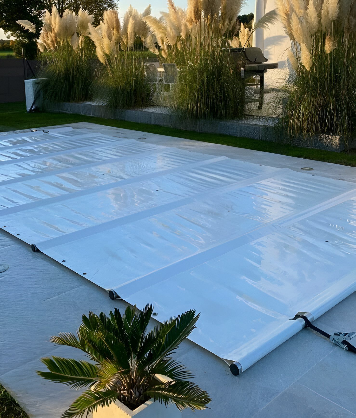 SafeDeluxe Pool-Abdeckplane Poolplane Rollschutzabdeckung Stangenabdeckung Sicherheitsabdeckung (ohne Stangen)