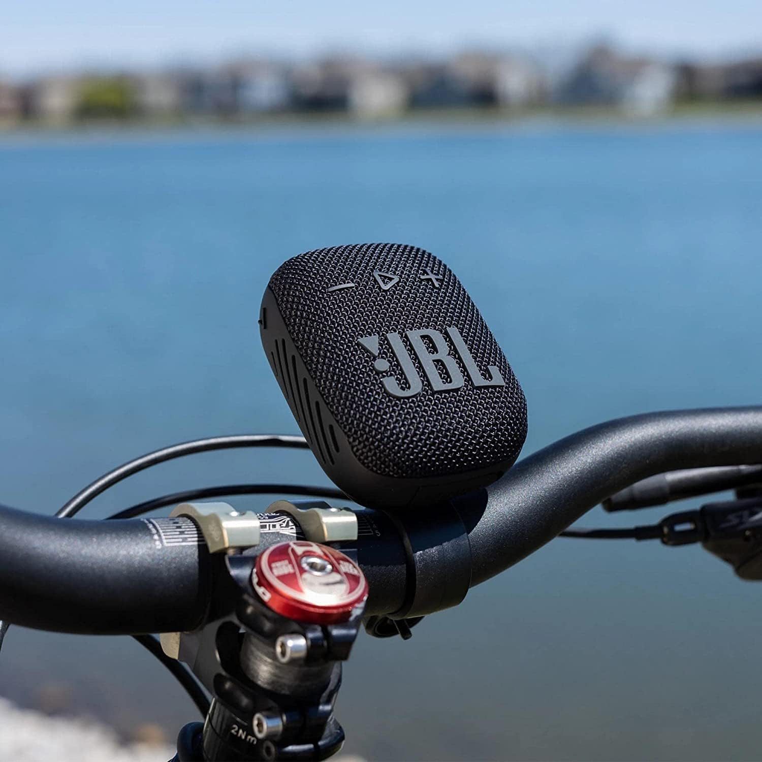 JBL WIND 3S Tragbarer Lautsprecher Portable-Lautsprecher (5 W, mit Lenker-Halterung für Fahrrad & Motorrad)