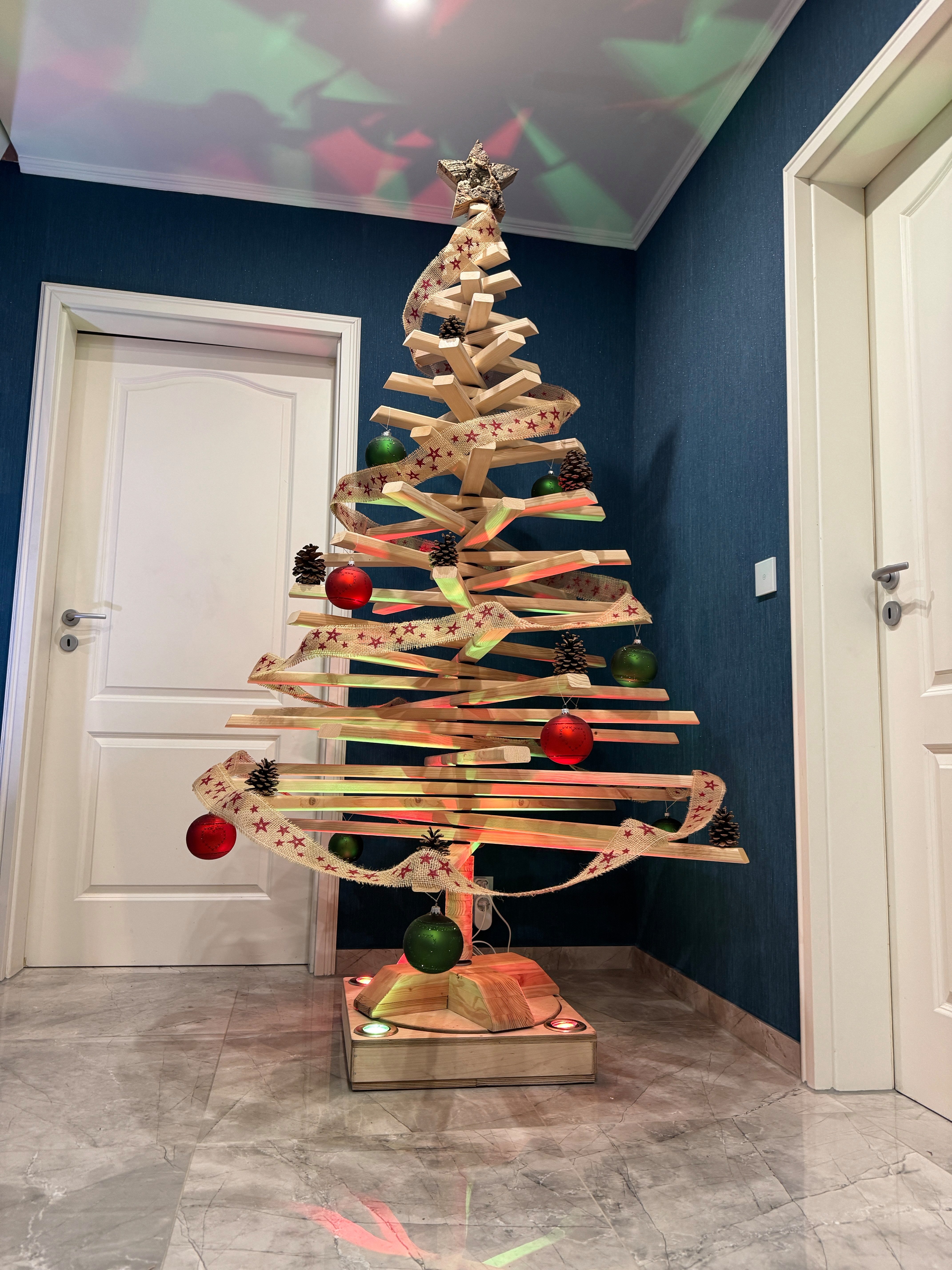 Blockholz-Schmiede Künstlicher Weihnachtsbaum Weihnachtsbaum 120cm - 210cm handgefertigt aus Deutscher Manufaktur, Einzigart im Design handgefertig in Deutschland